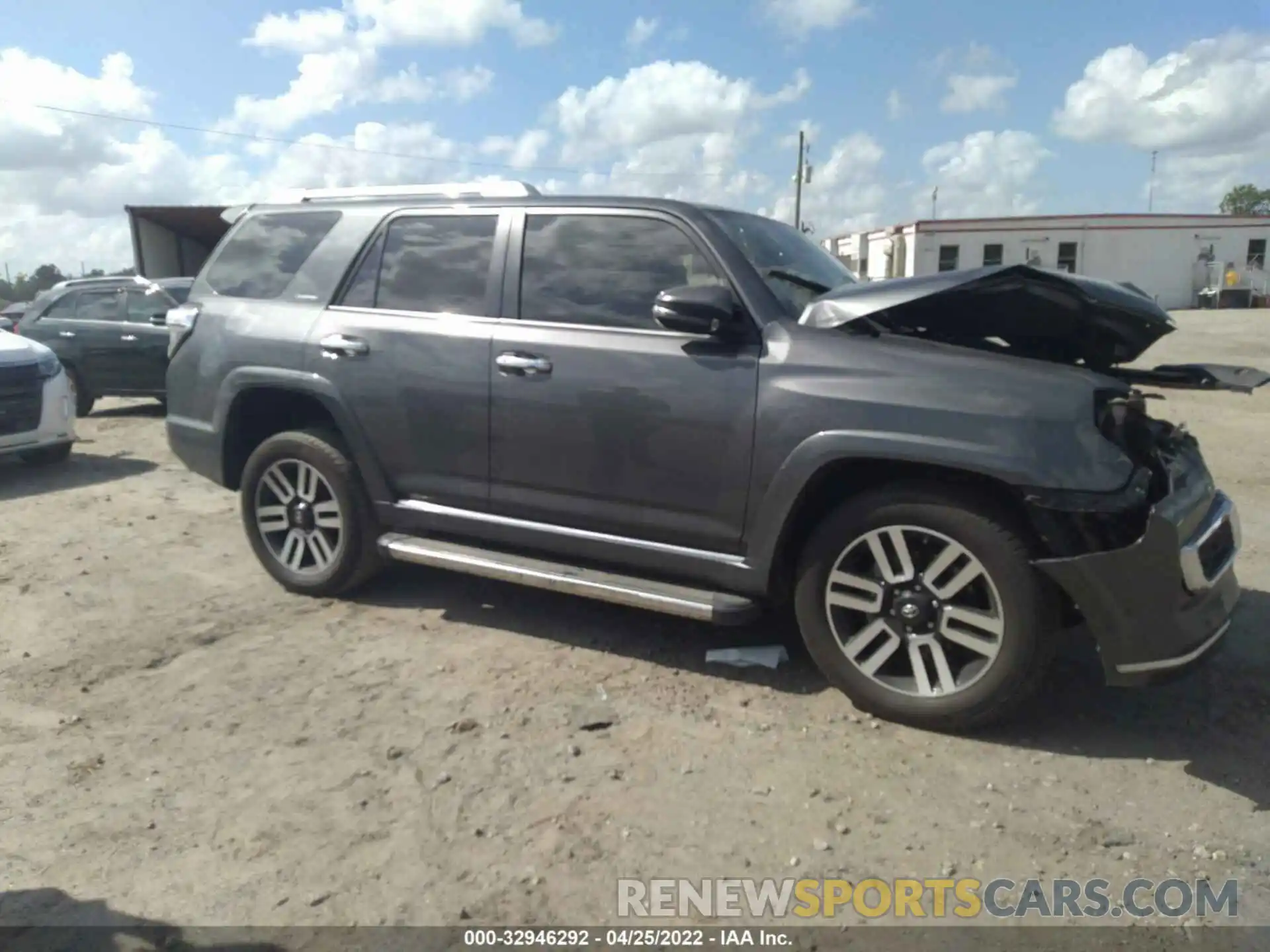 1 Photograph of a damaged car JTEBU5JR4L5807129 TOYOTA 4RUNNER 2020