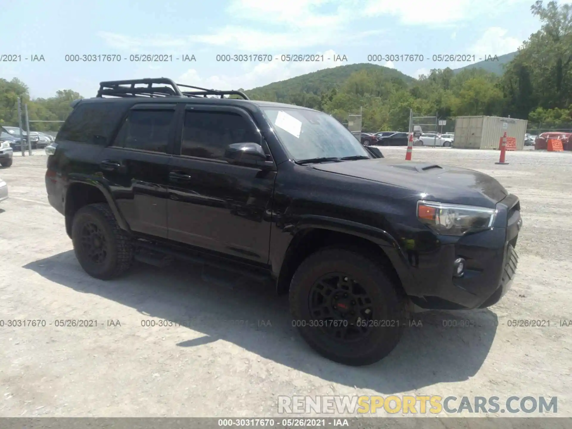 1 Photograph of a damaged car JTEBU5JR4L5814730 TOYOTA 4RUNNER 2020