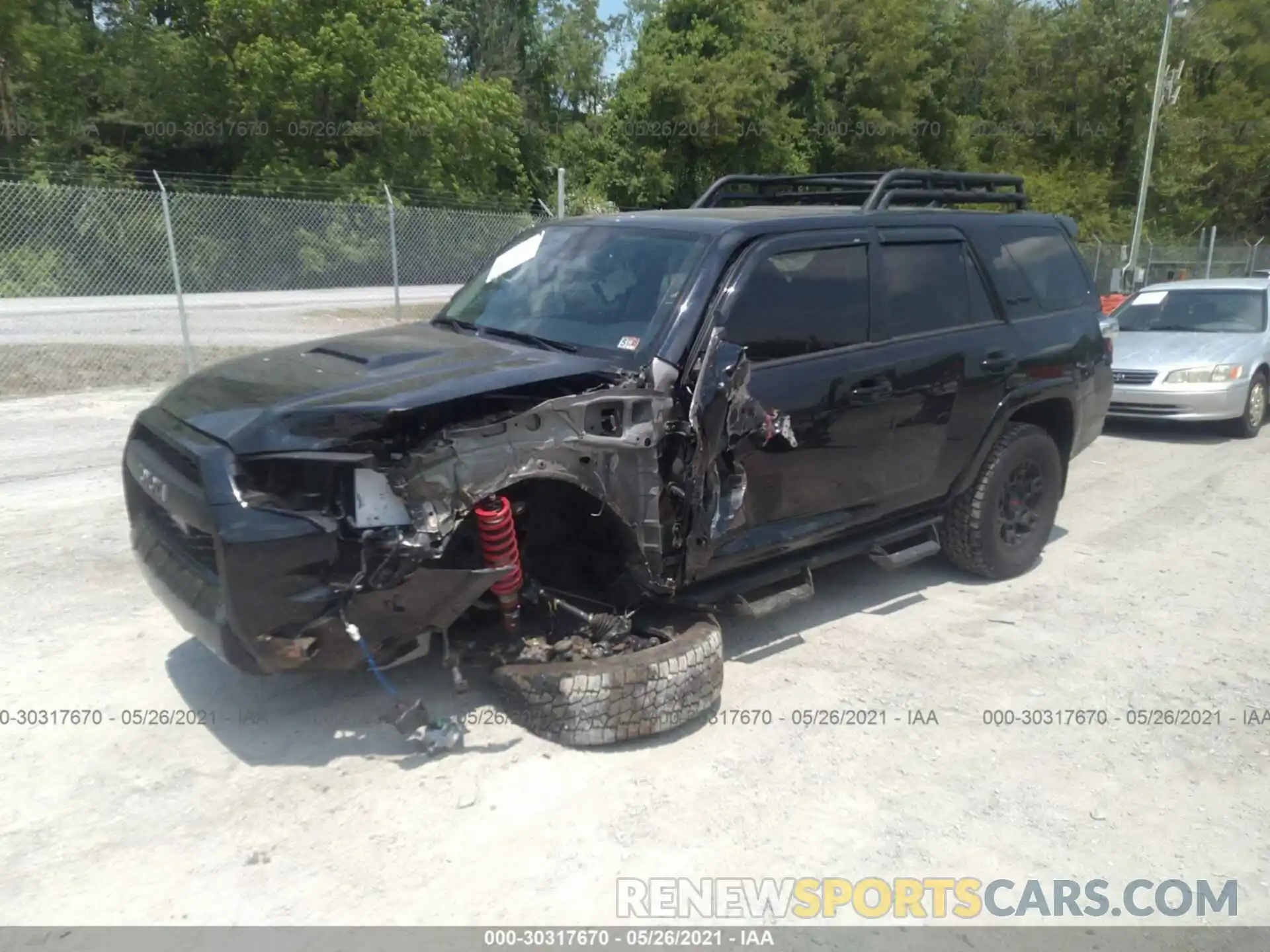 2 Photograph of a damaged car JTEBU5JR4L5814730 TOYOTA 4RUNNER 2020