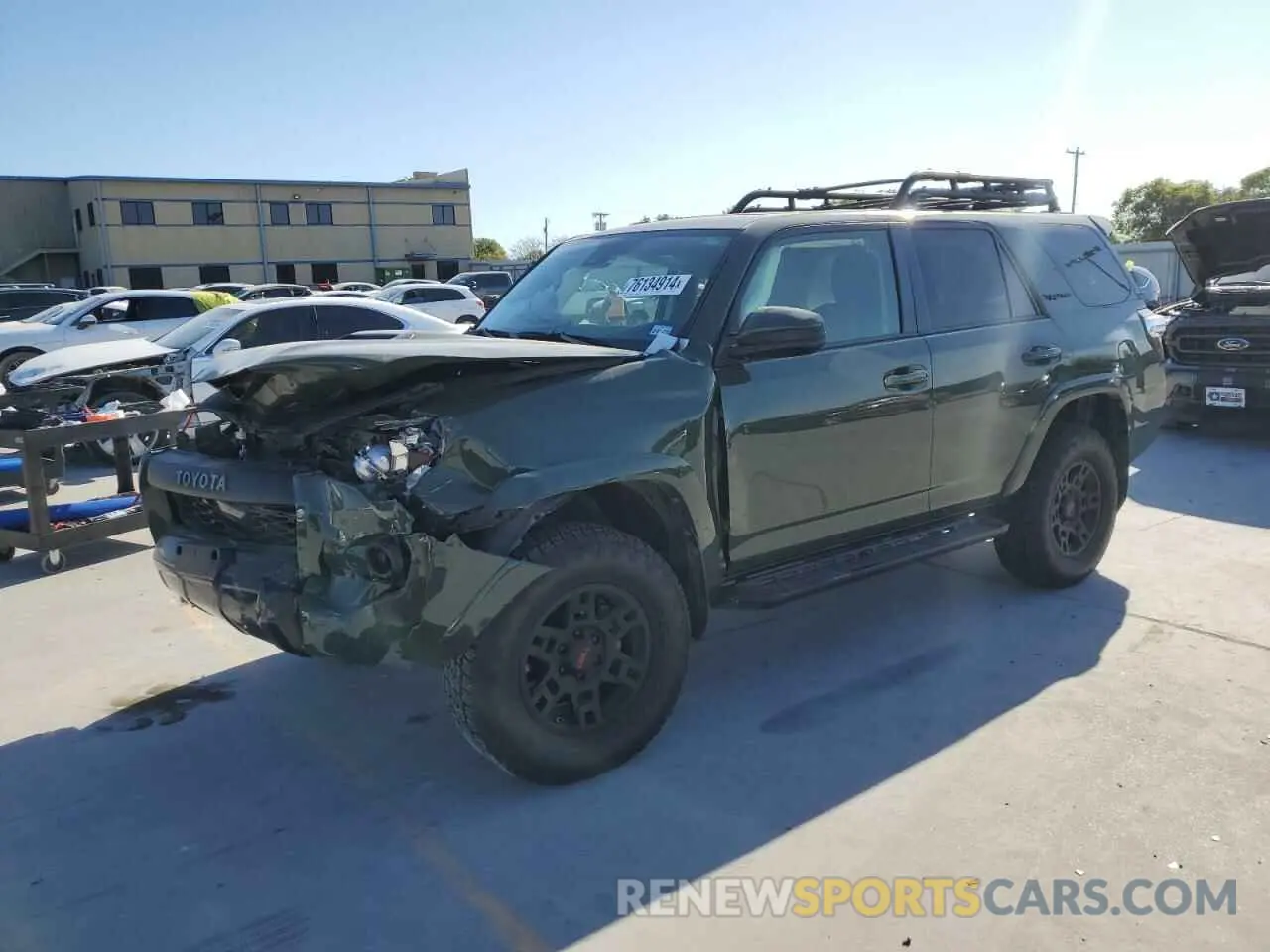 1 Photograph of a damaged car JTEBU5JR4L5817448 TOYOTA 4RUNNER 2020