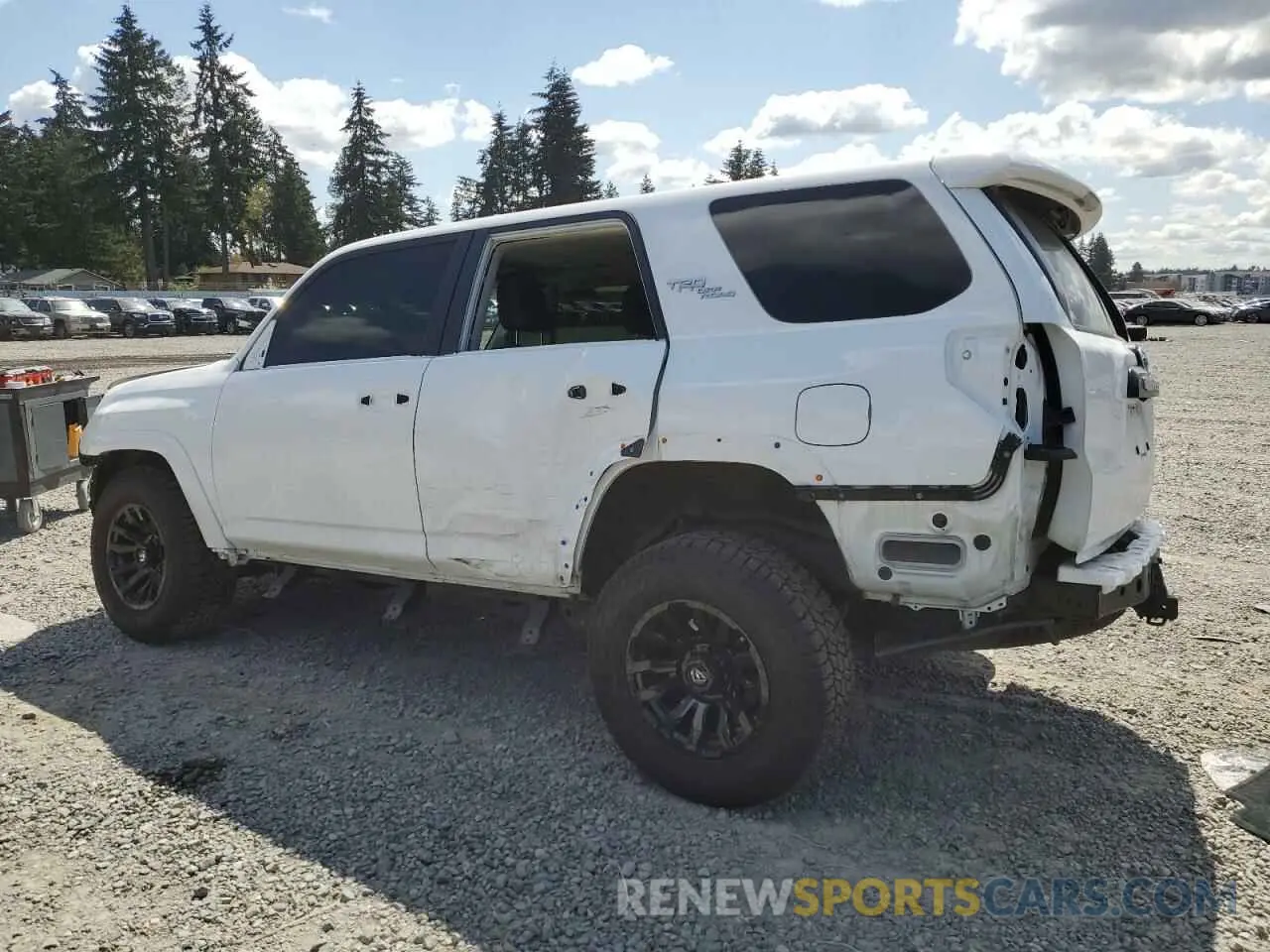 2 Photograph of a damaged car JTEBU5JR5L5742386 TOYOTA 4RUNNER 2020