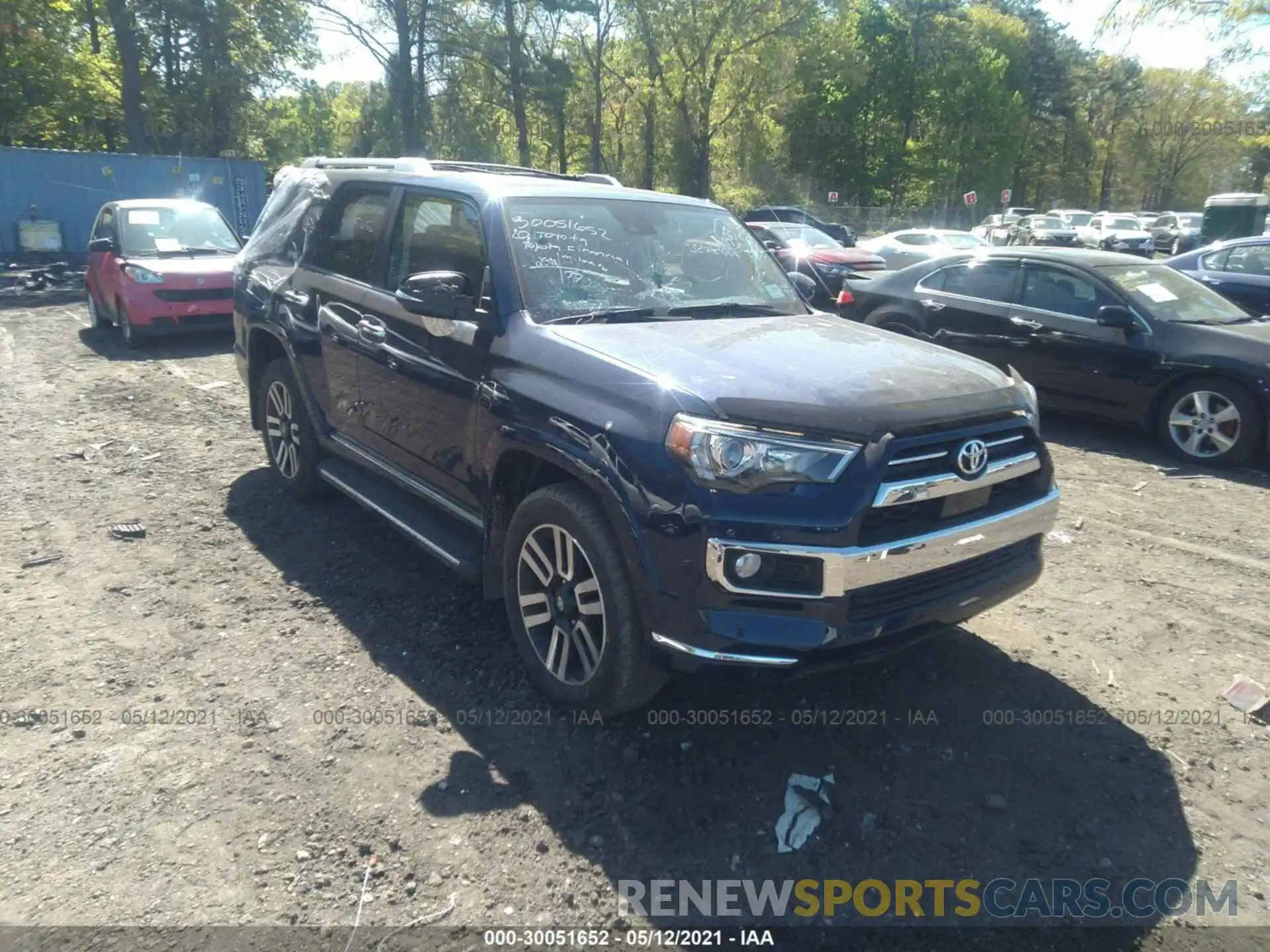 1 Photograph of a damaged car JTEBU5JR5L5767806 TOYOTA 4RUNNER 2020