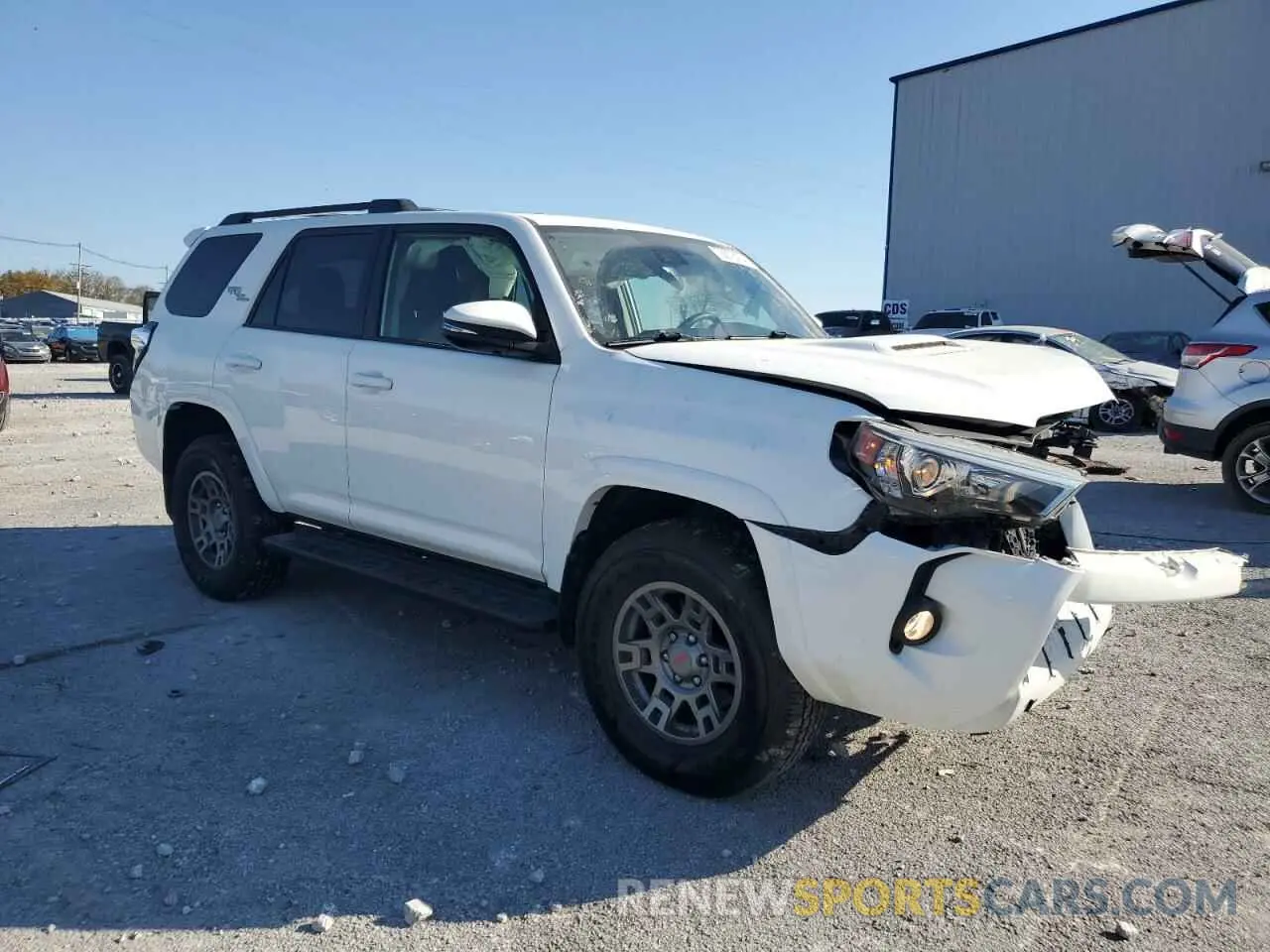 4 Photograph of a damaged car JTEBU5JR5L5769491 TOYOTA 4RUNNER 2020
