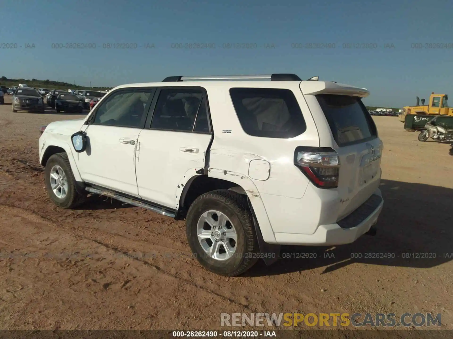 3 Photograph of a damaged car JTEBU5JR5L5771371 TOYOTA 4RUNNER 2020