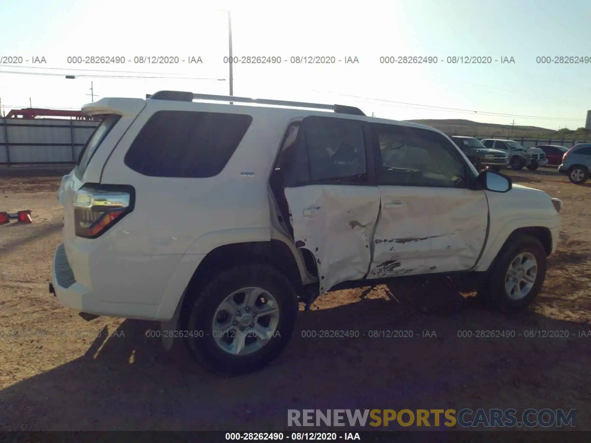 6 Photograph of a damaged car JTEBU5JR5L5771371 TOYOTA 4RUNNER 2020