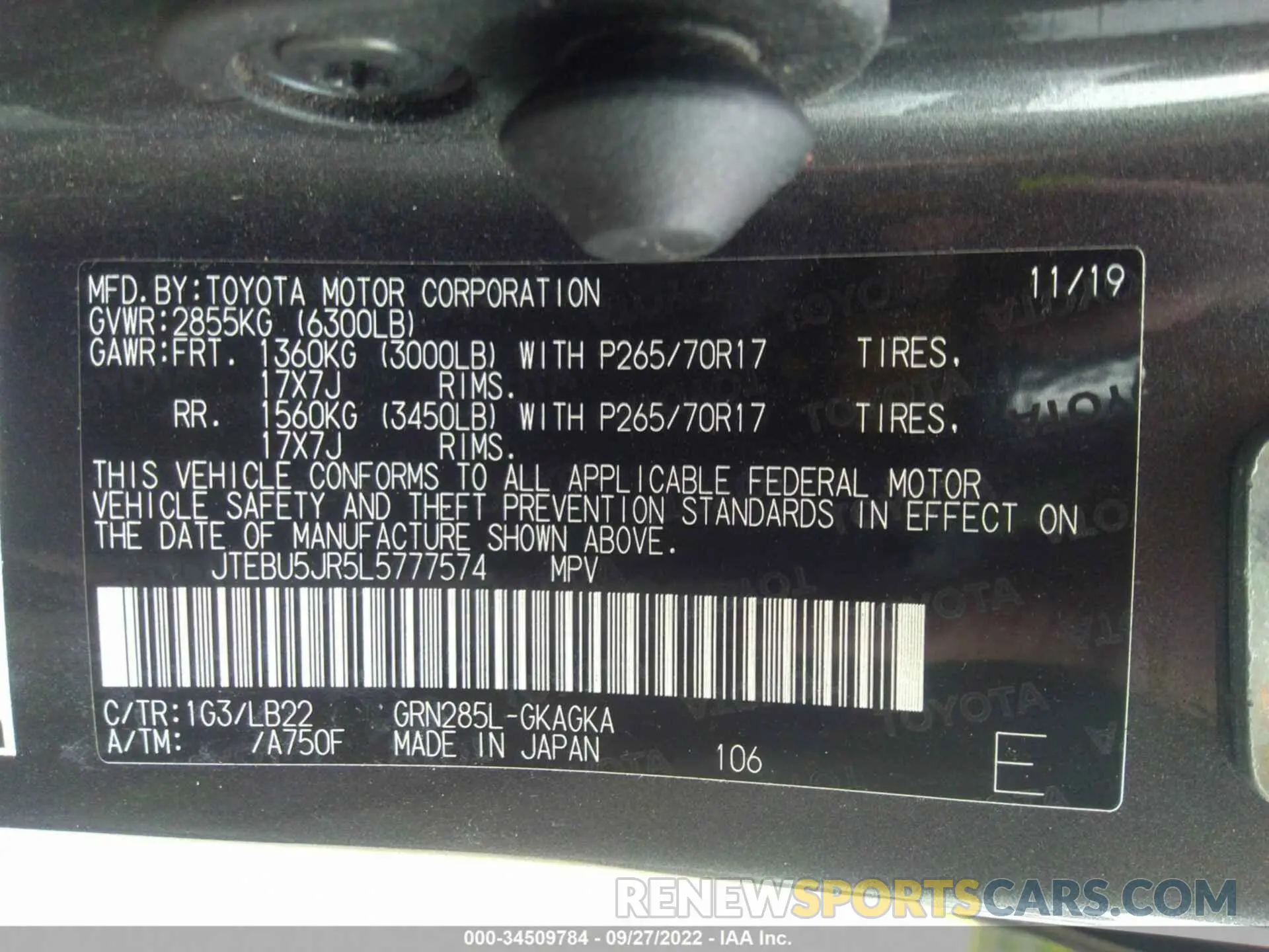 9 Photograph of a damaged car JTEBU5JR5L5777574 TOYOTA 4RUNNER 2020