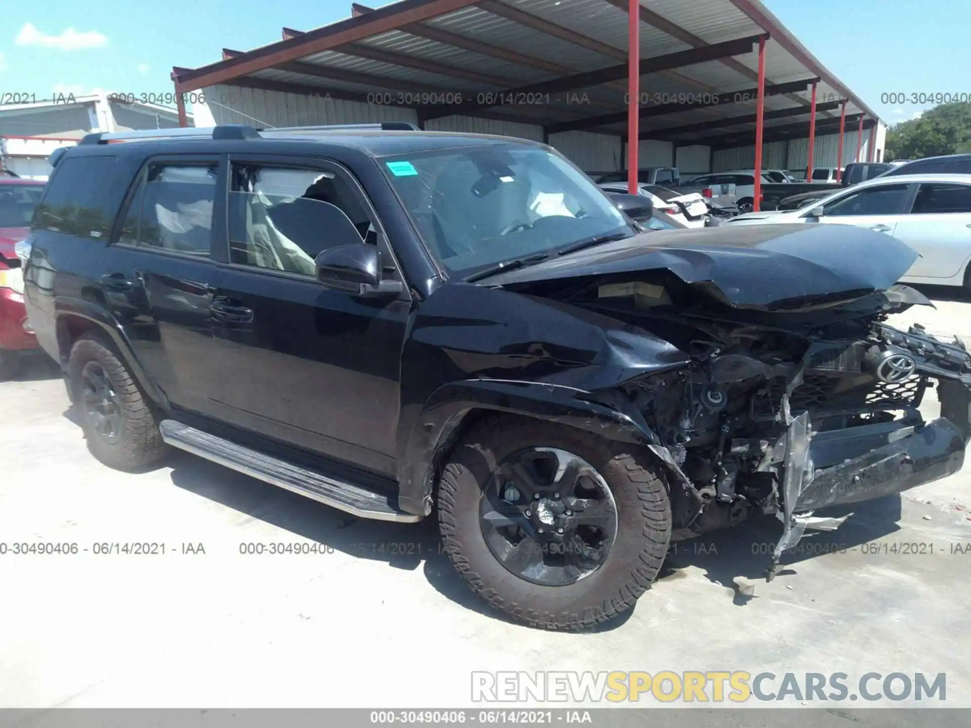 1 Photograph of a damaged car JTEBU5JR5L5782452 TOYOTA 4RUNNER 2020