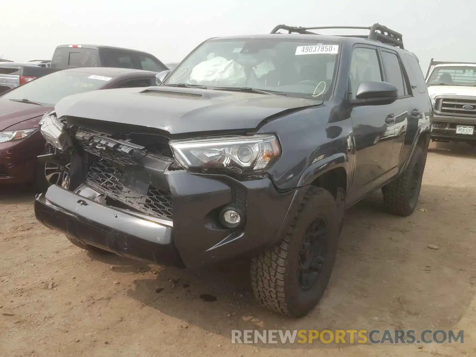 2 Photograph of a damaged car JTEBU5JR5L5790910 TOYOTA 4RUNNER 2020