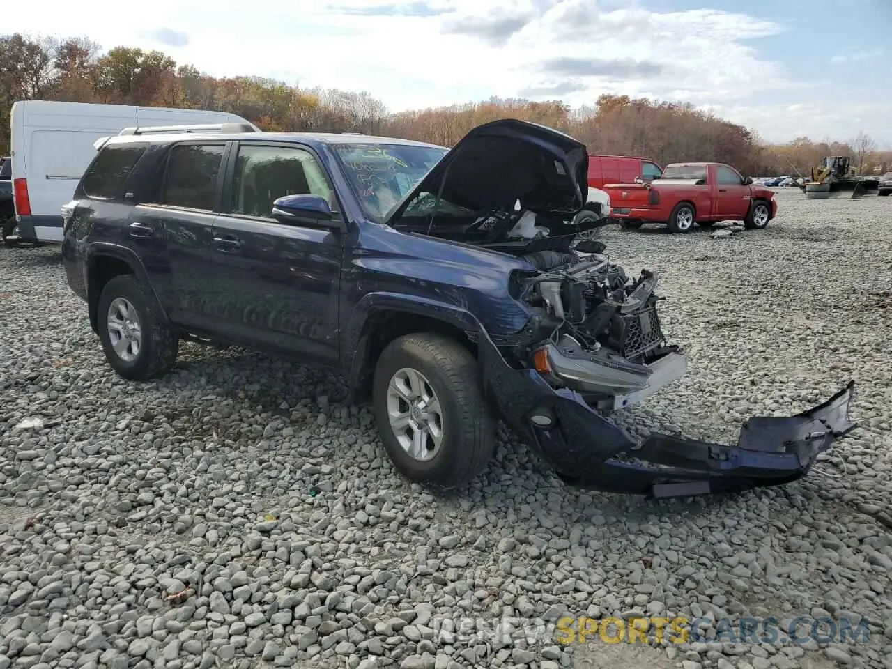 4 Photograph of a damaged car JTEBU5JR5L5812095 TOYOTA 4RUNNER 2020
