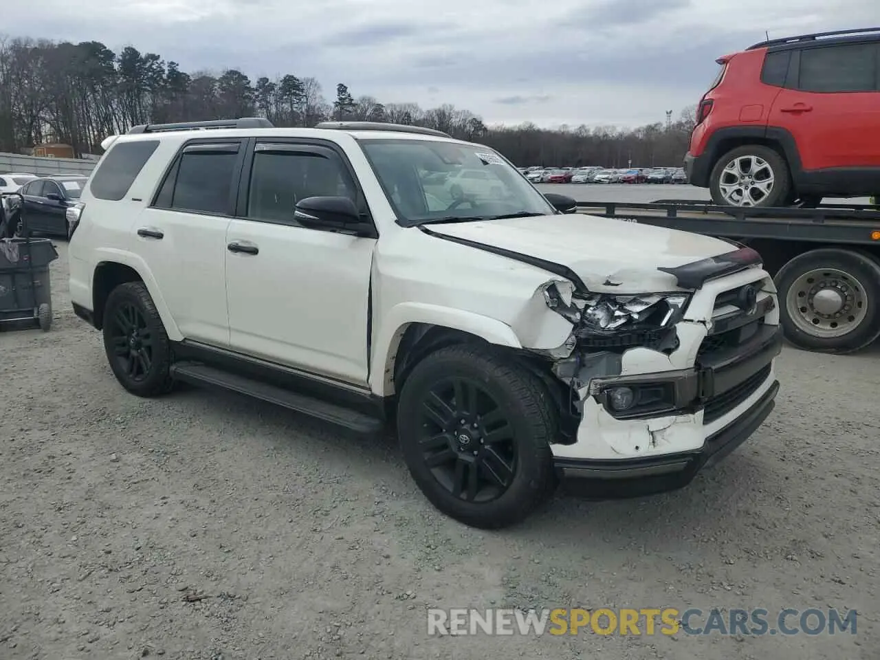 4 Photograph of a damaged car JTEBU5JR5L5818642 TOYOTA 4RUNNER 2020