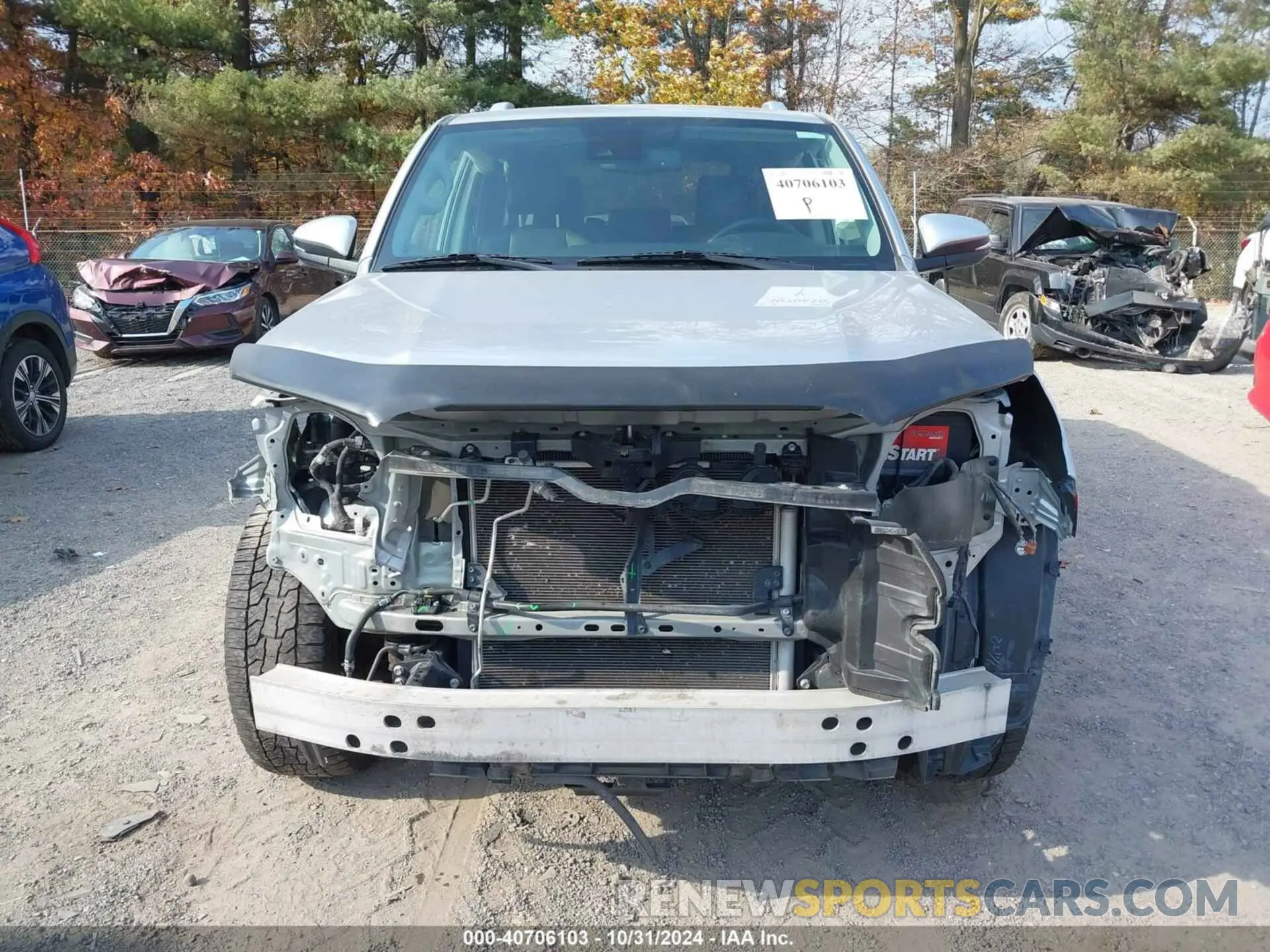 13 Photograph of a damaged car JTEBU5JR5L5833450 TOYOTA 4RUNNER 2020