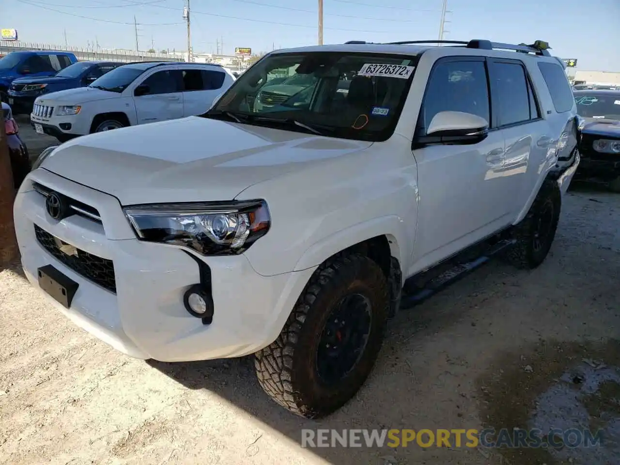 2 Photograph of a damaged car JTEBU5JR5L5833626 TOYOTA 4RUNNER 2020