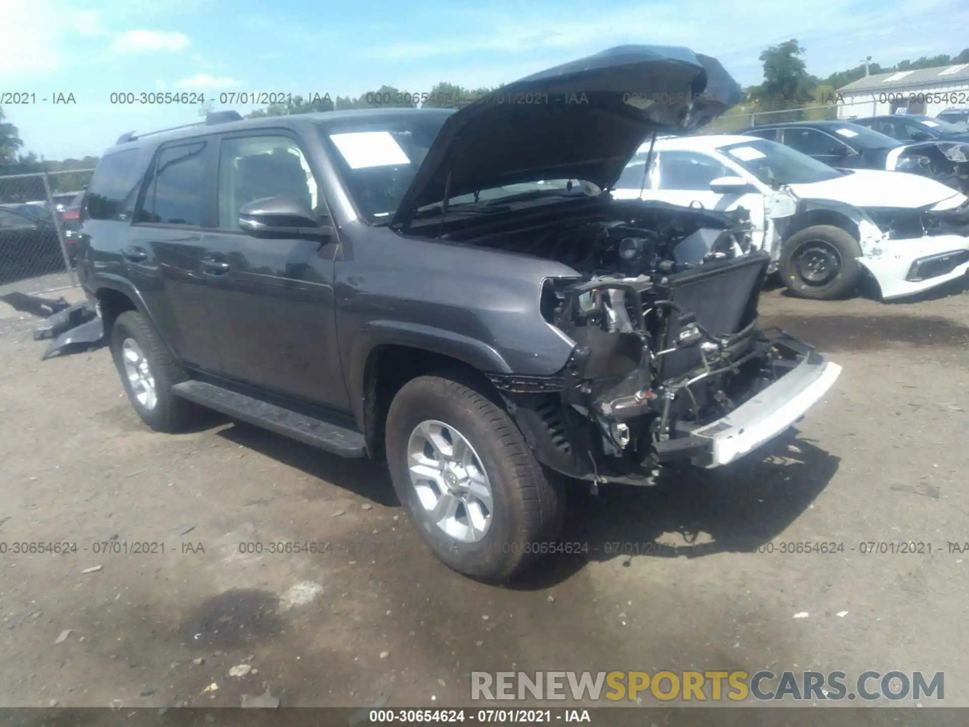 1 Photograph of a damaged car JTEBU5JR6L5745314 TOYOTA 4RUNNER 2020