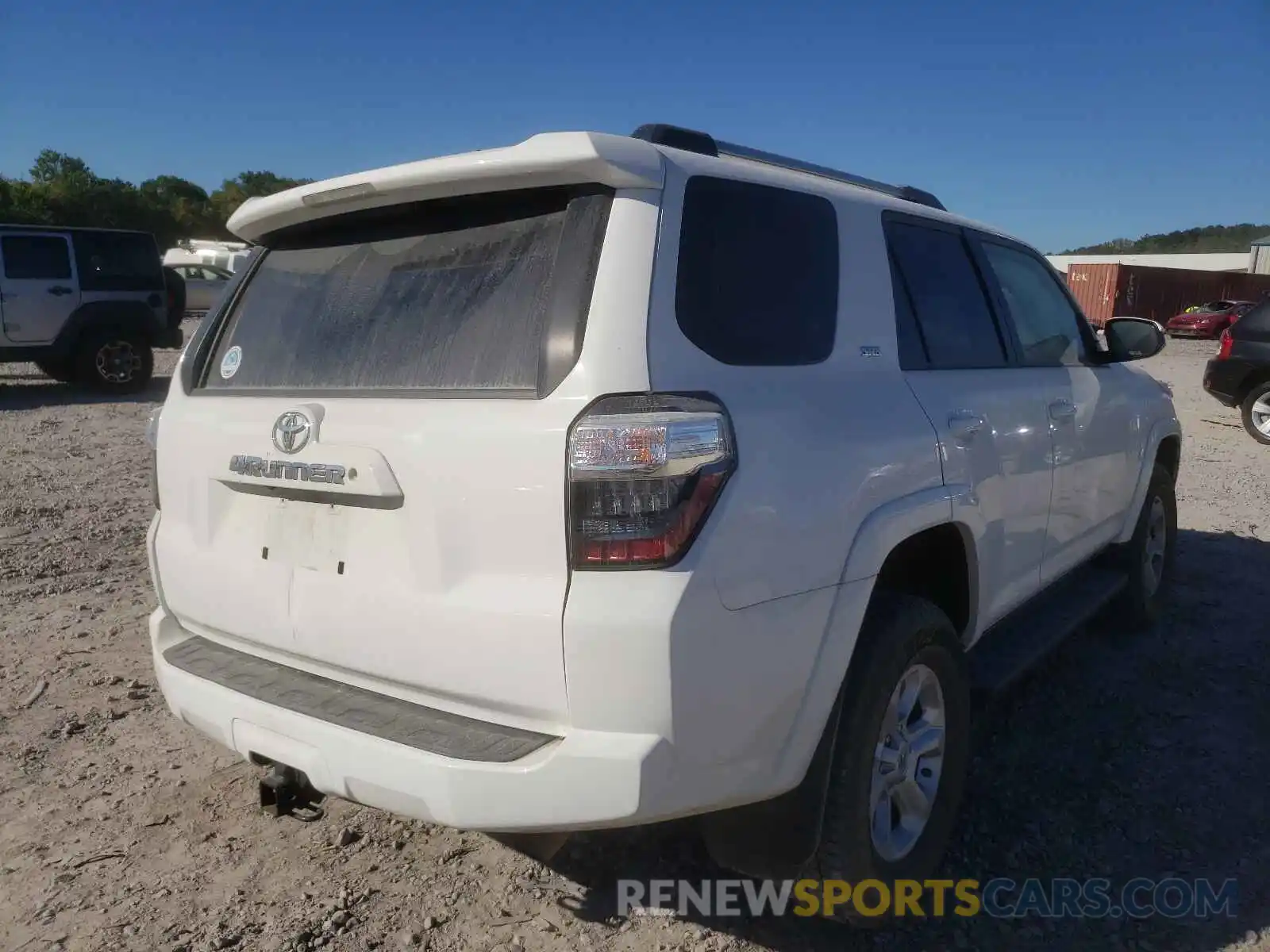 4 Photograph of a damaged car JTEBU5JR6L5750853 TOYOTA 4RUNNER 2020