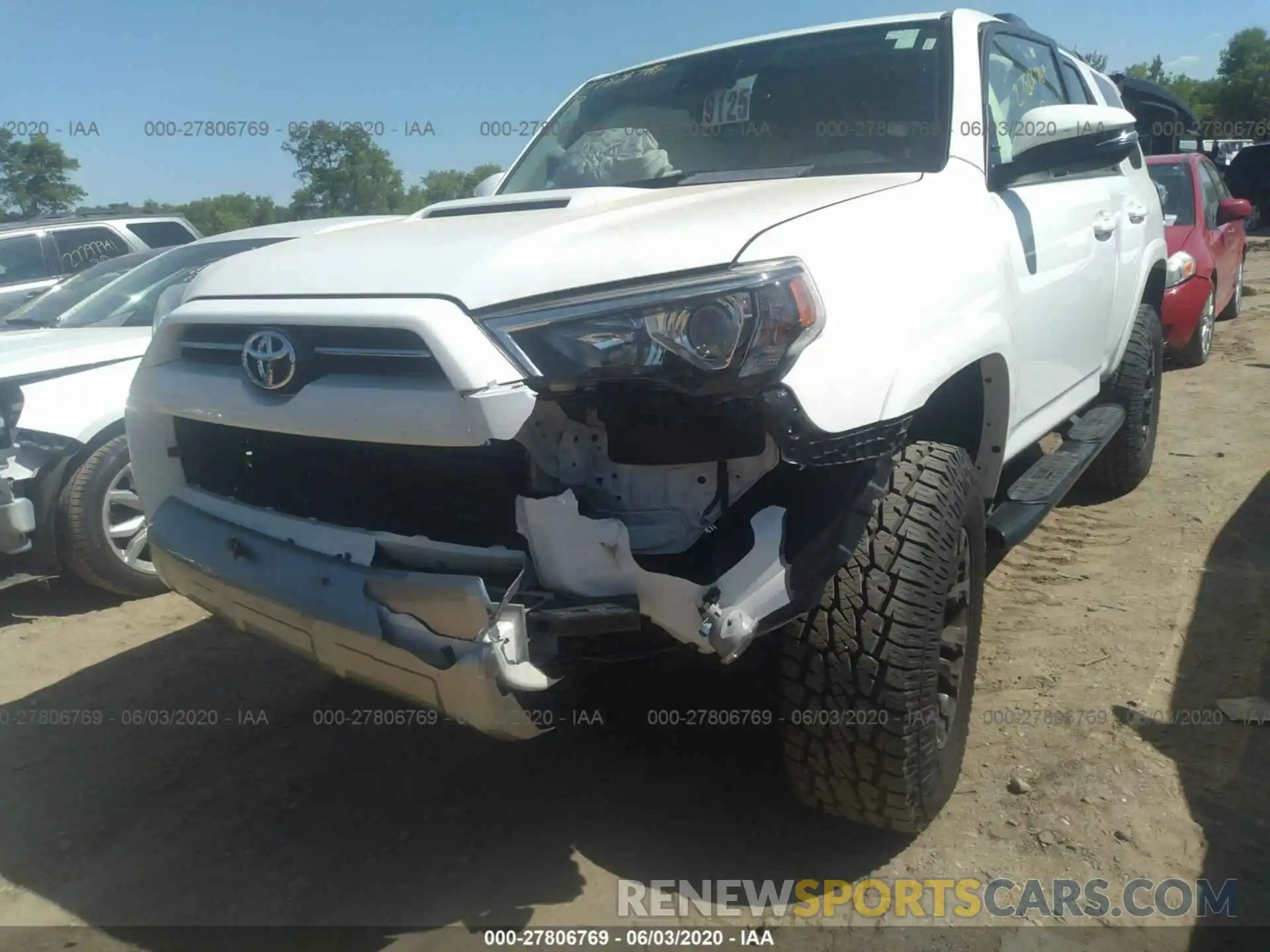 6 Photograph of a damaged car JTEBU5JR6L5753526 TOYOTA 4RUNNER 2020