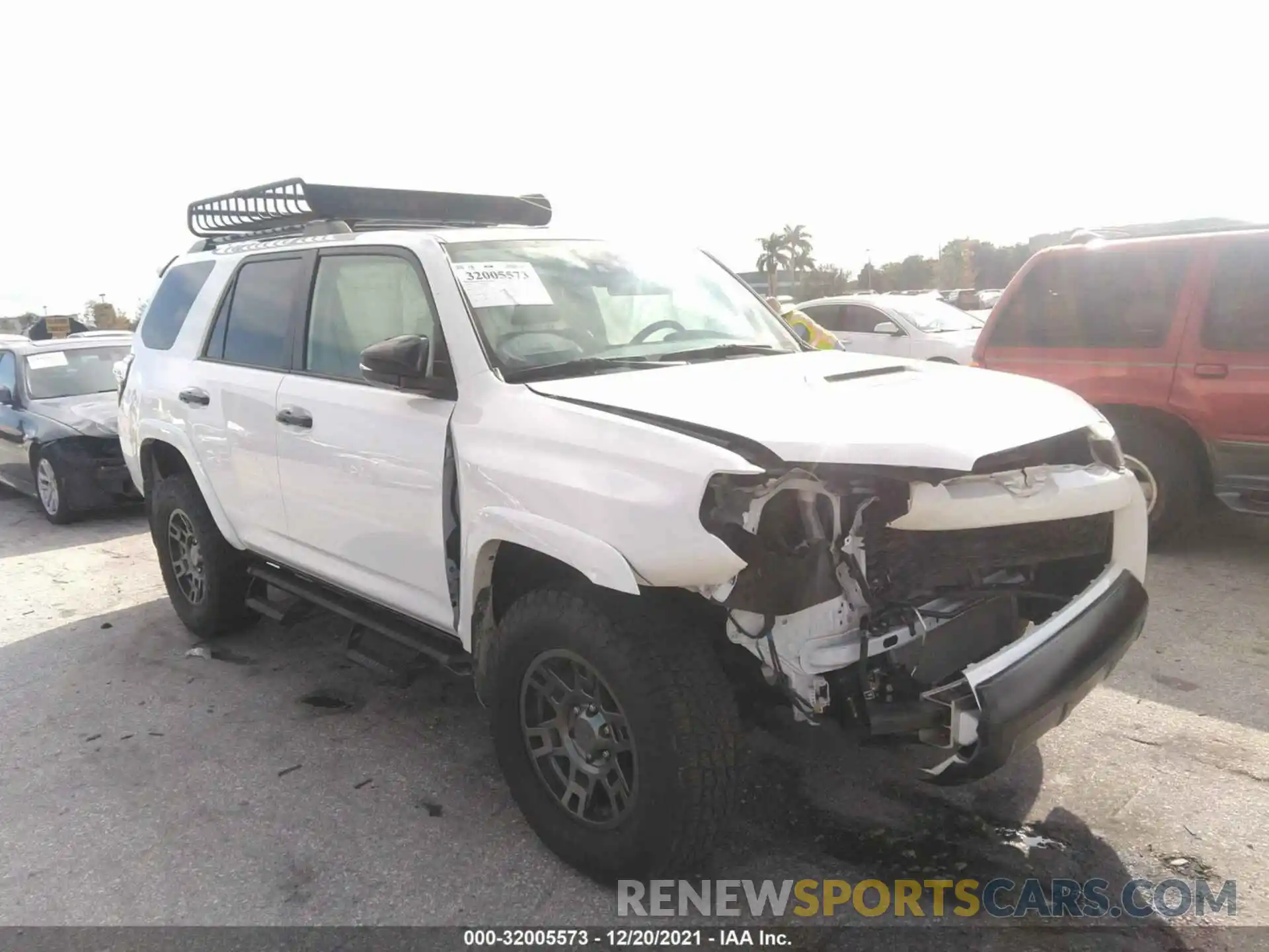 6 Photograph of a damaged car JTEBU5JR6L5765305 TOYOTA 4RUNNER 2020