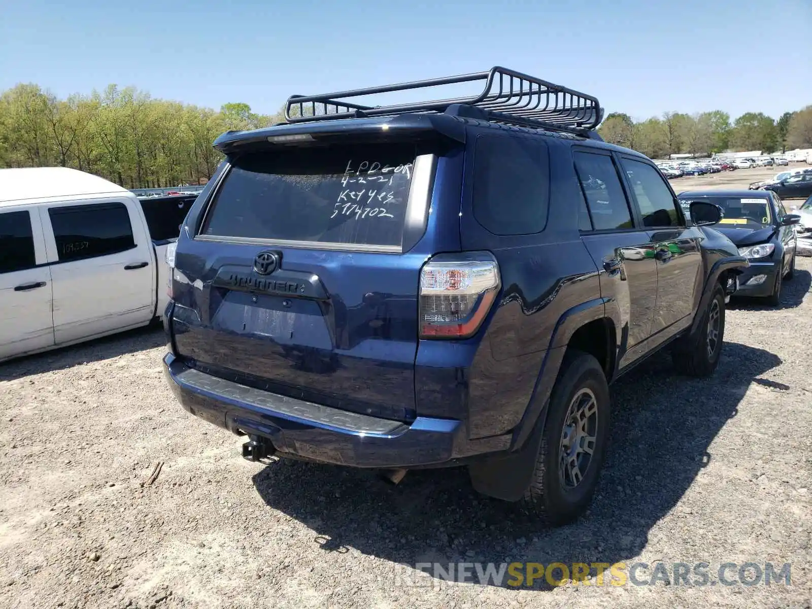 4 Photograph of a damaged car JTEBU5JR6L5774702 TOYOTA 4RUNNER 2020