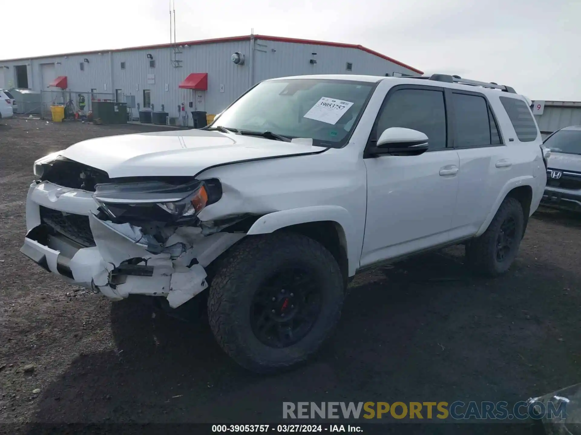 2 Photograph of a damaged car JTEBU5JR6L5778099 TOYOTA 4RUNNER 2020