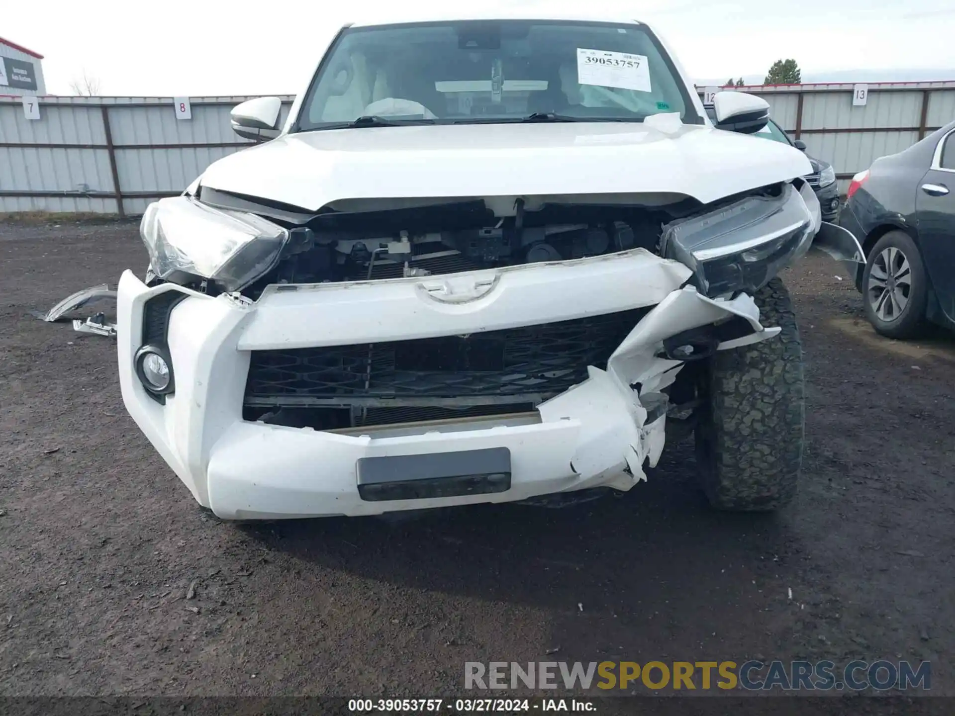 6 Photograph of a damaged car JTEBU5JR6L5778099 TOYOTA 4RUNNER 2020