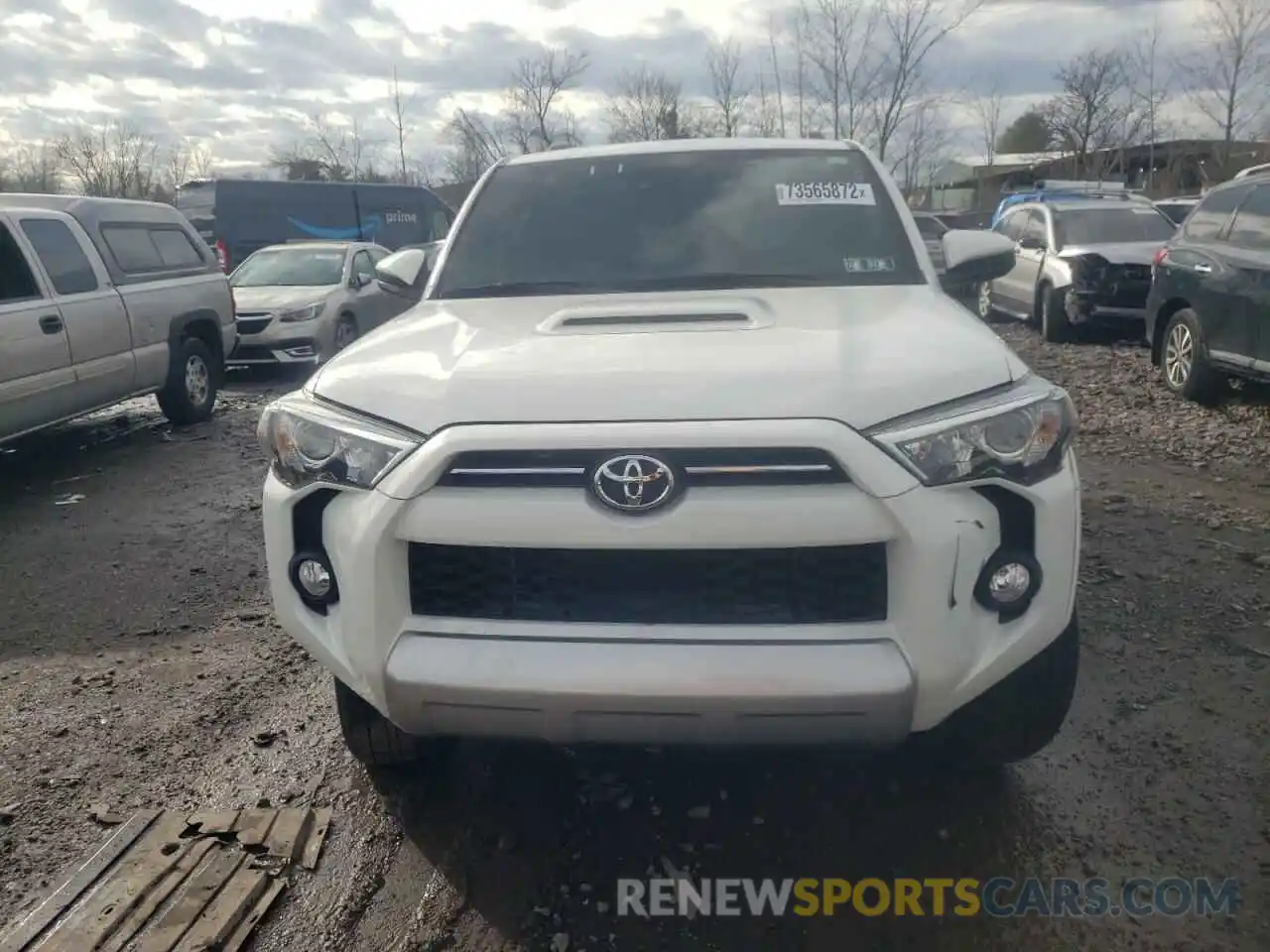 5 Photograph of a damaged car JTEBU5JR6L5782167 TOYOTA 4RUNNER 2020