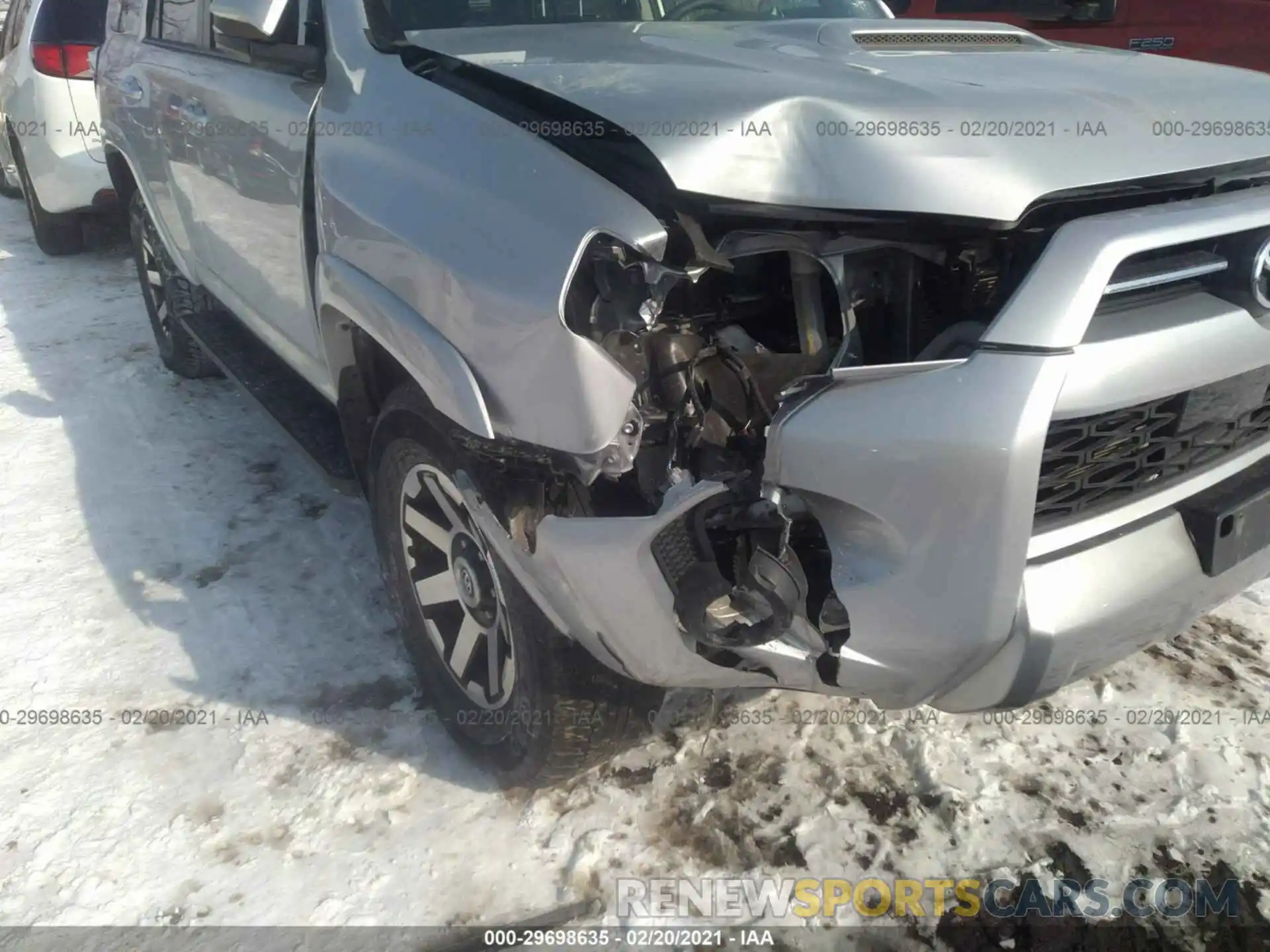 6 Photograph of a damaged car JTEBU5JR6L5788874 TOYOTA 4RUNNER 2020