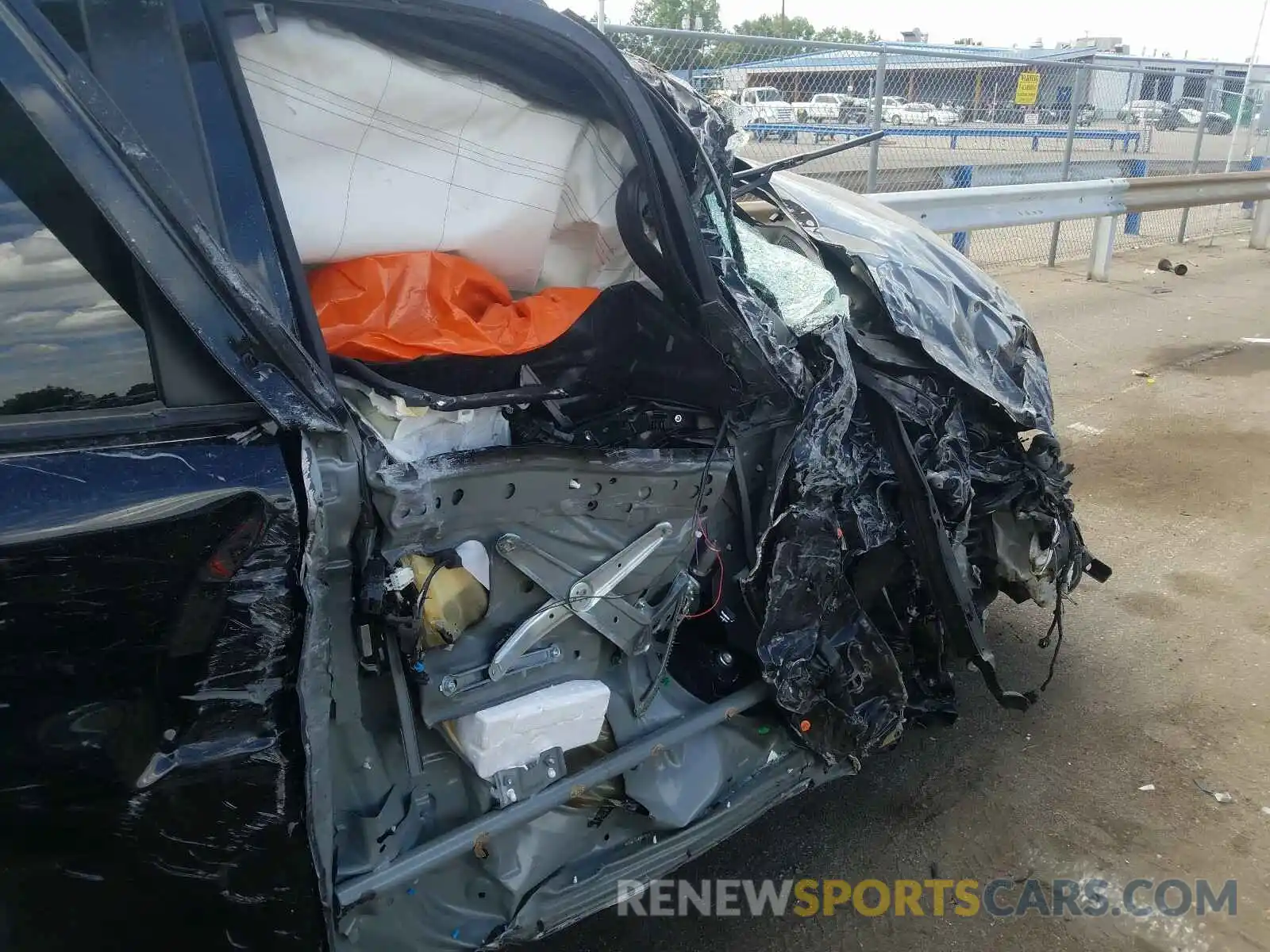 9 Photograph of a damaged car JTEBU5JR6L5795839 TOYOTA 4RUNNER 2020