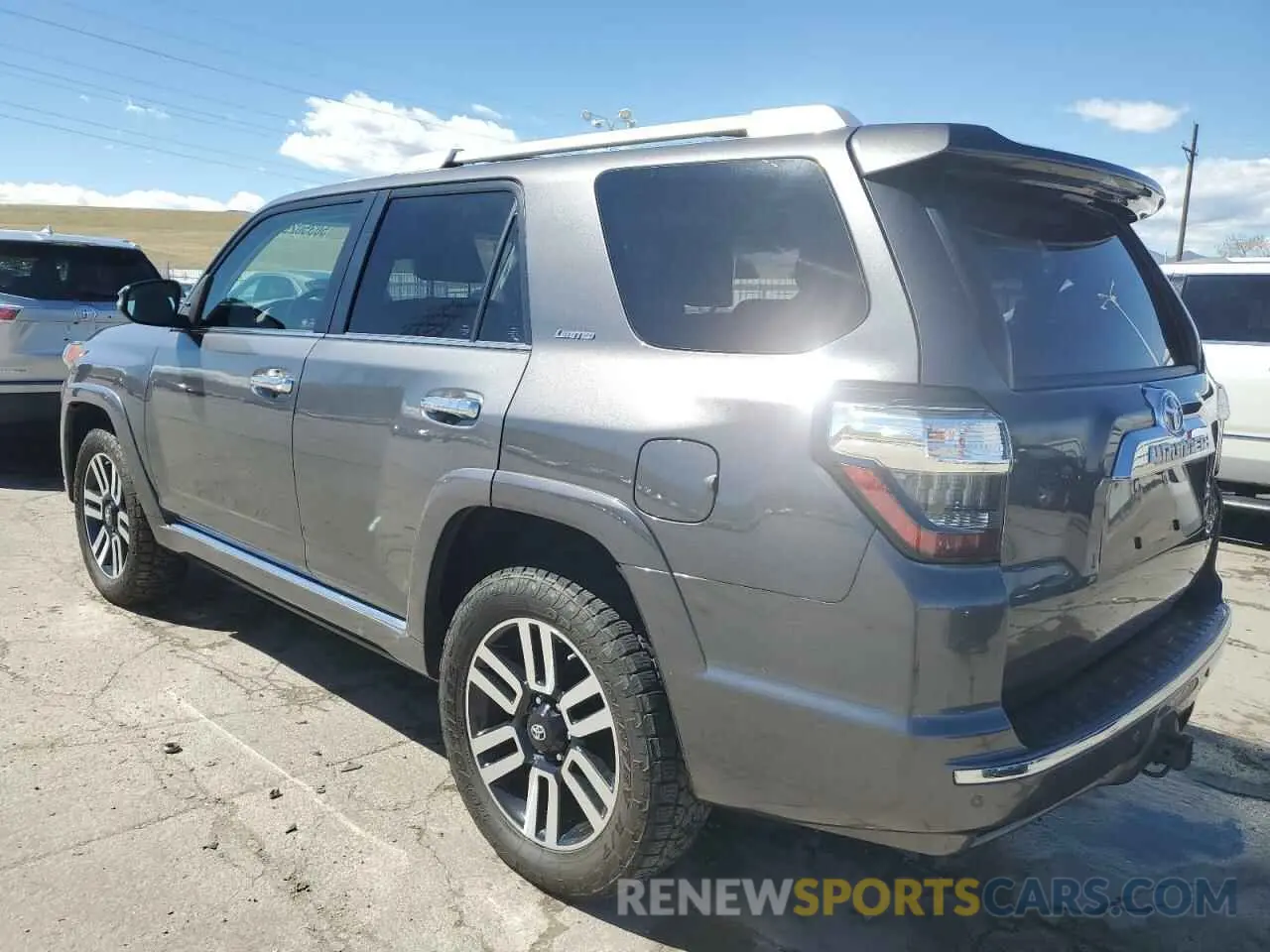 2 Photograph of a damaged car JTEBU5JR6L5815801 TOYOTA 4RUNNER 2020