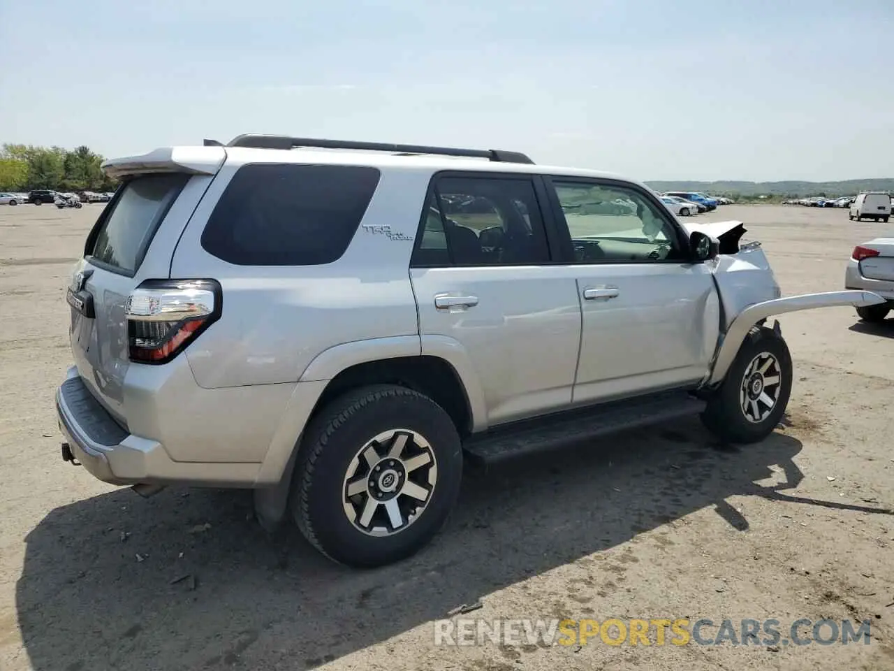 3 Photograph of a damaged car JTEBU5JR6L5820044 TOYOTA 4RUNNER 2020