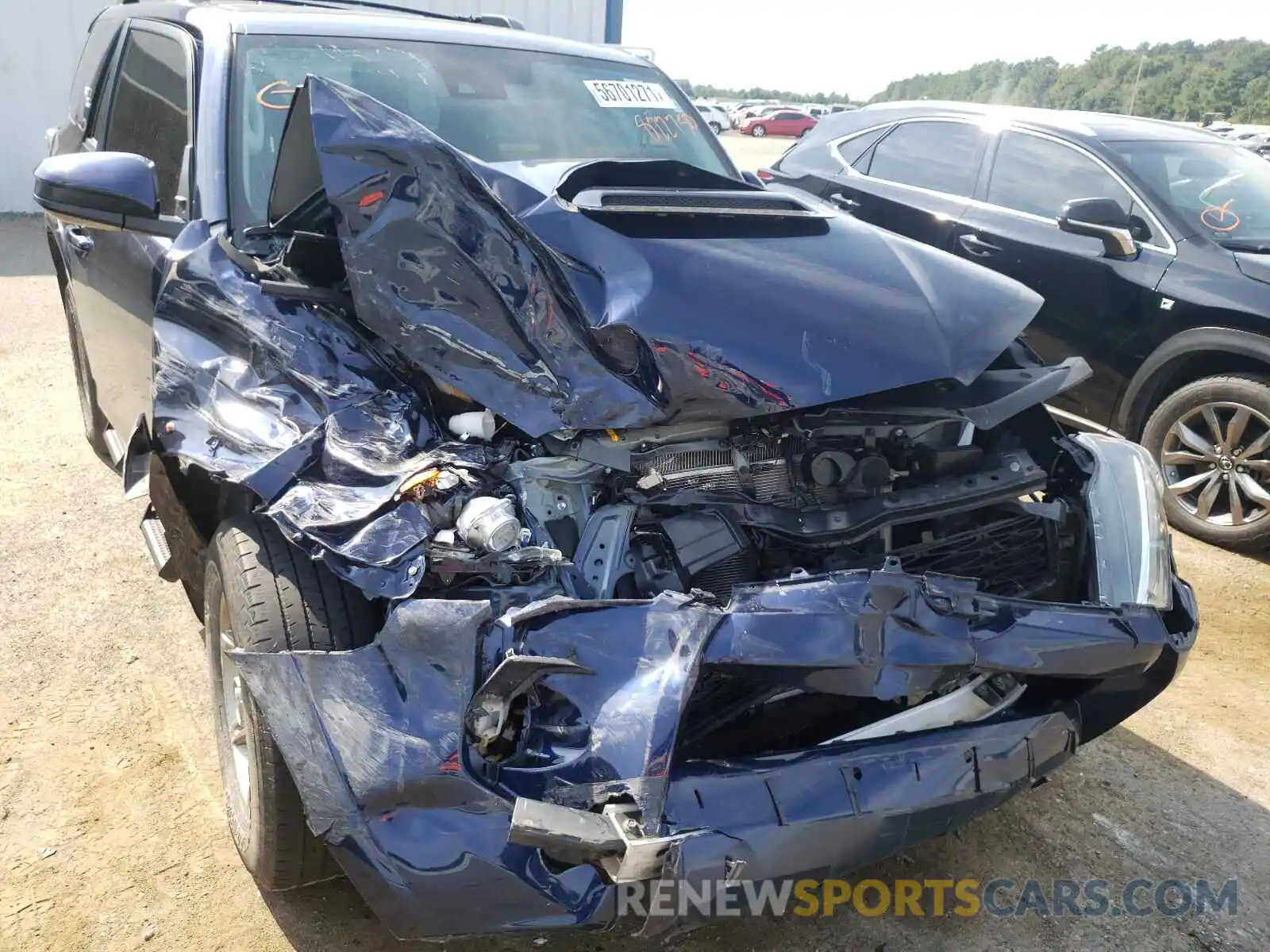 9 Photograph of a damaged car JTEBU5JR6L5822750 TOYOTA 4RUNNER 2020