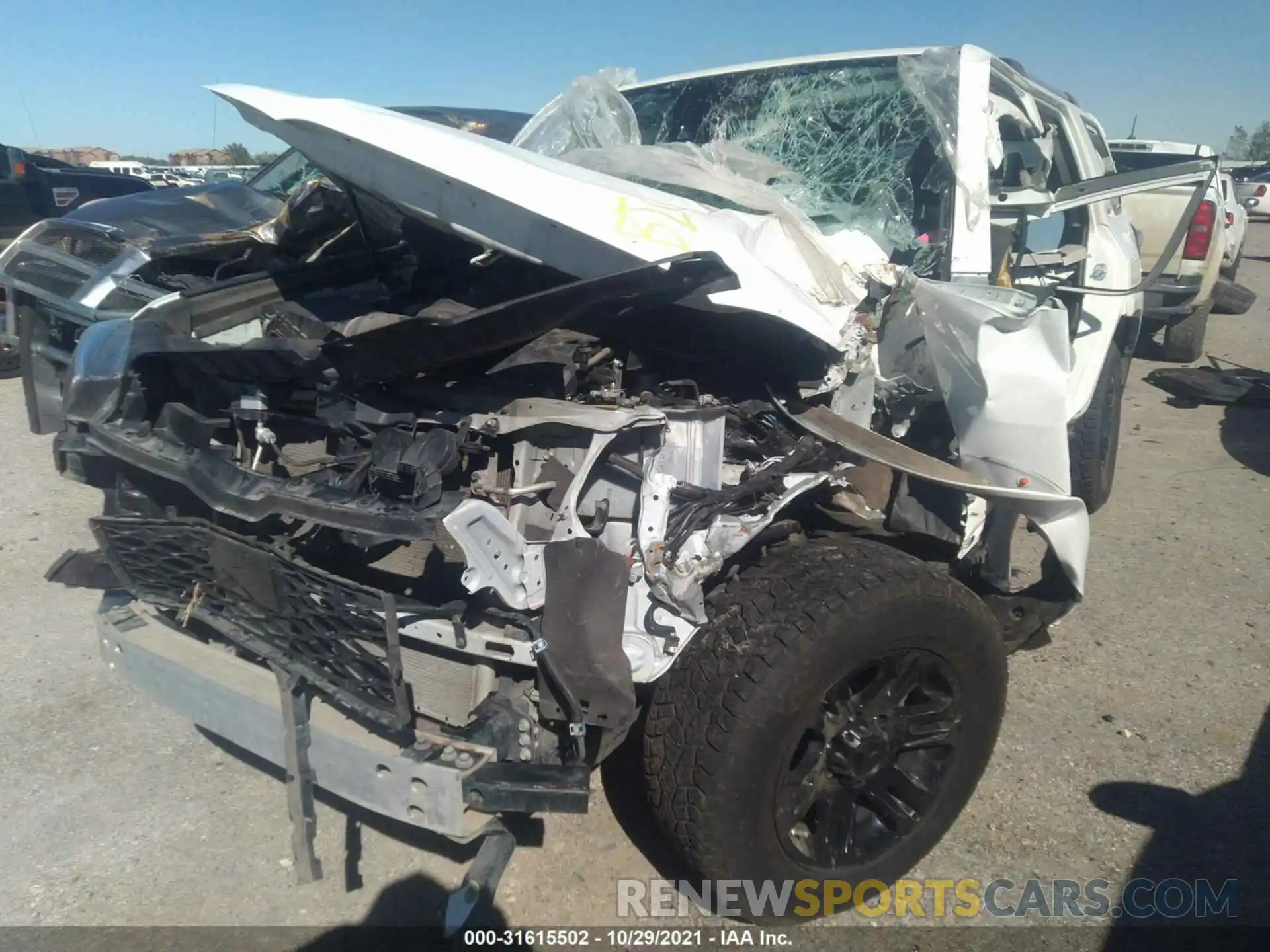 6 Photograph of a damaged car JTEBU5JR6L5825888 TOYOTA 4RUNNER 2020