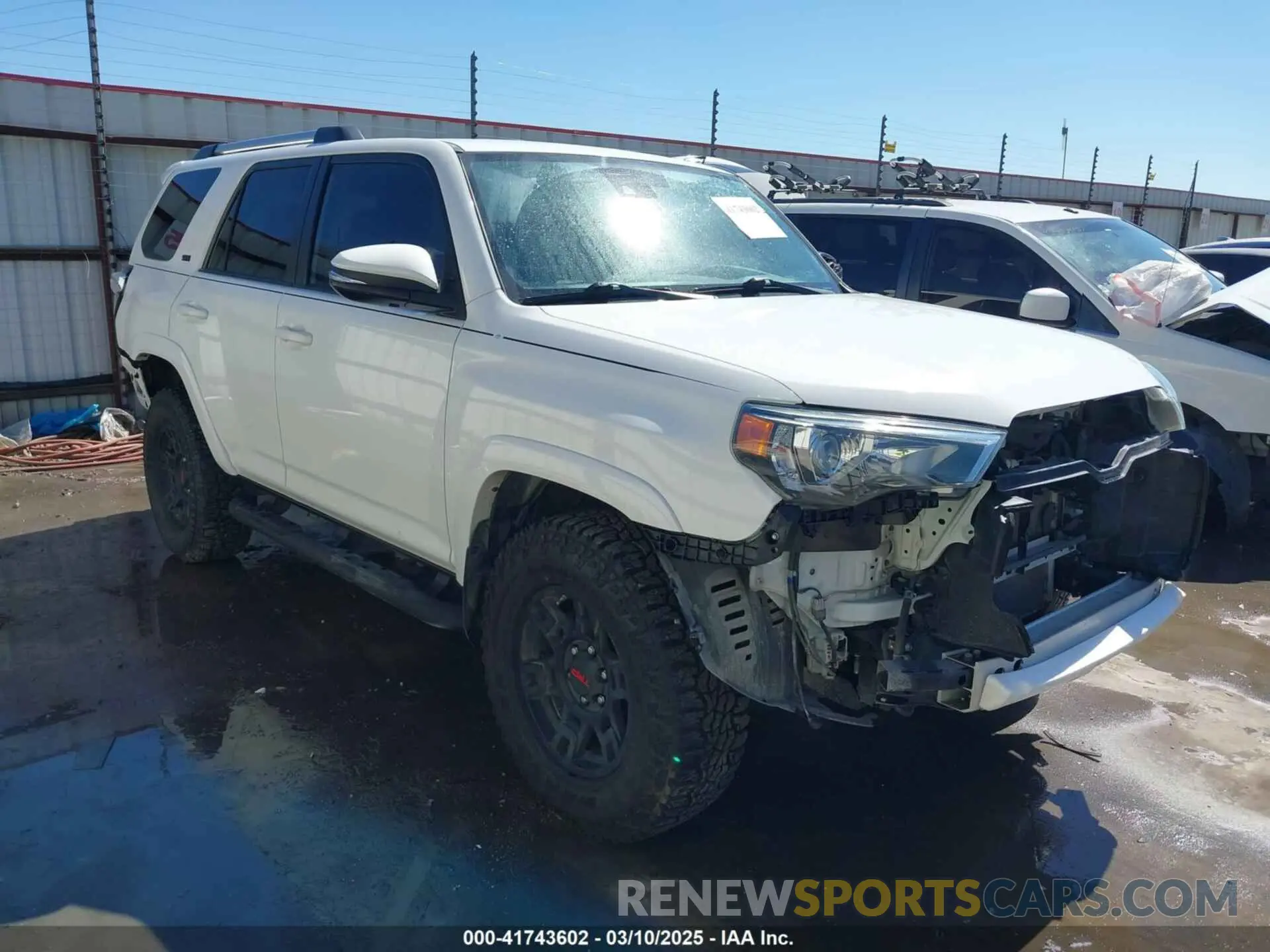 1 Photograph of a damaged car JTEBU5JR7L5742311 TOYOTA 4RUNNER 2020
