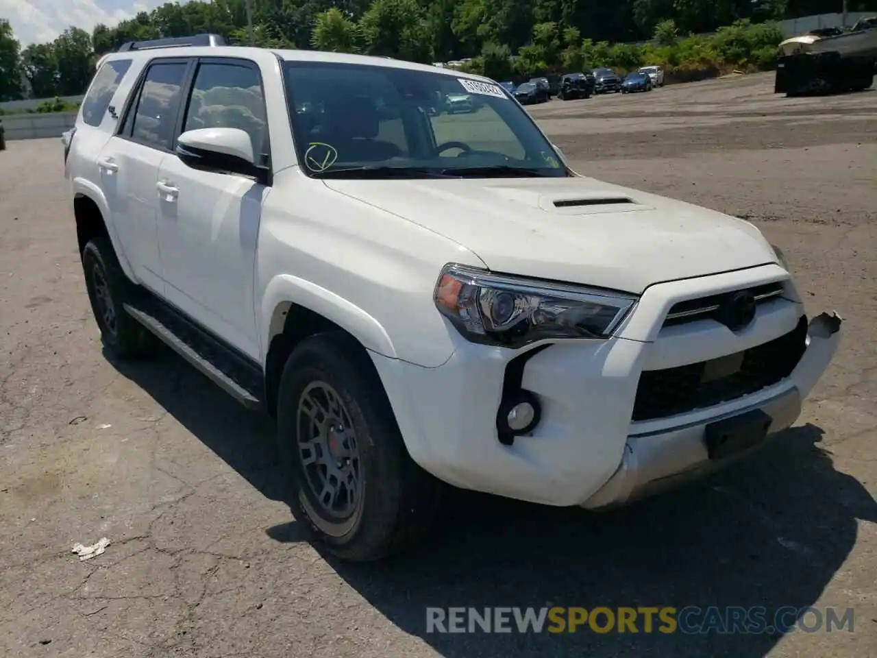 1 Photograph of a damaged car JTEBU5JR7L5760159 TOYOTA 4RUNNER 2020