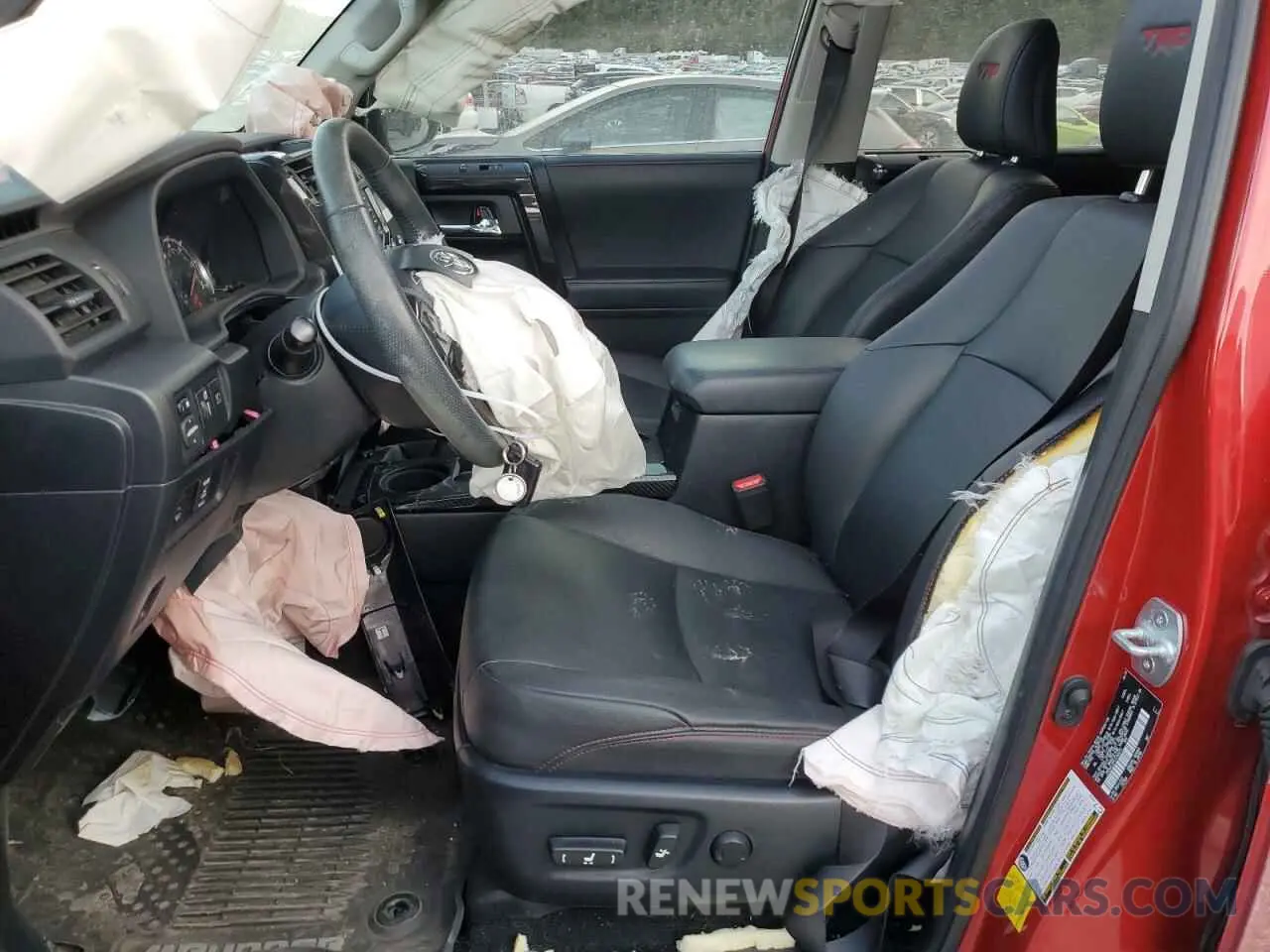 7 Photograph of a damaged car JTEBU5JR7L5766673 TOYOTA 4RUNNER 2020