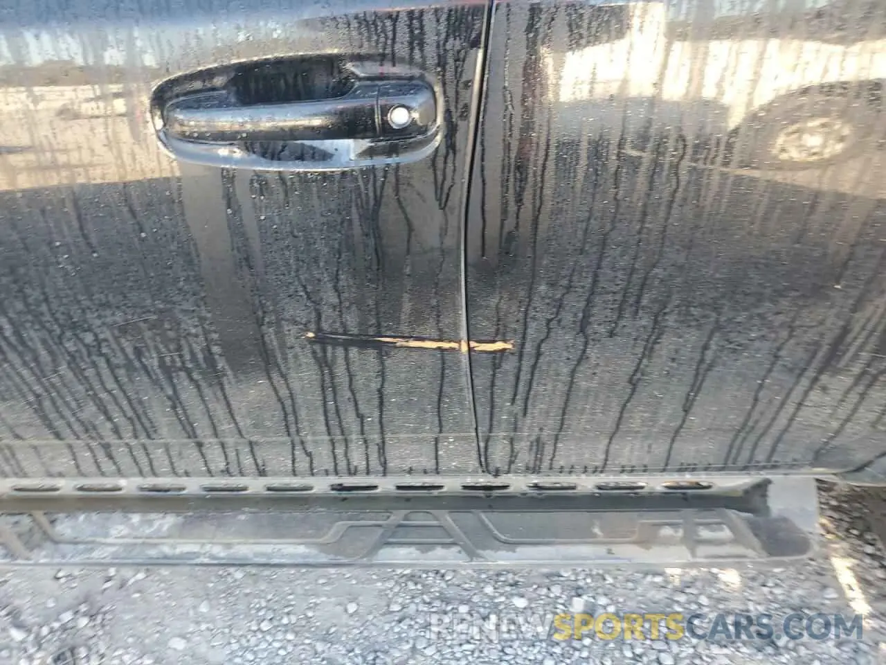 12 Photograph of a damaged car JTEBU5JR7L5770917 TOYOTA 4RUNNER 2020
