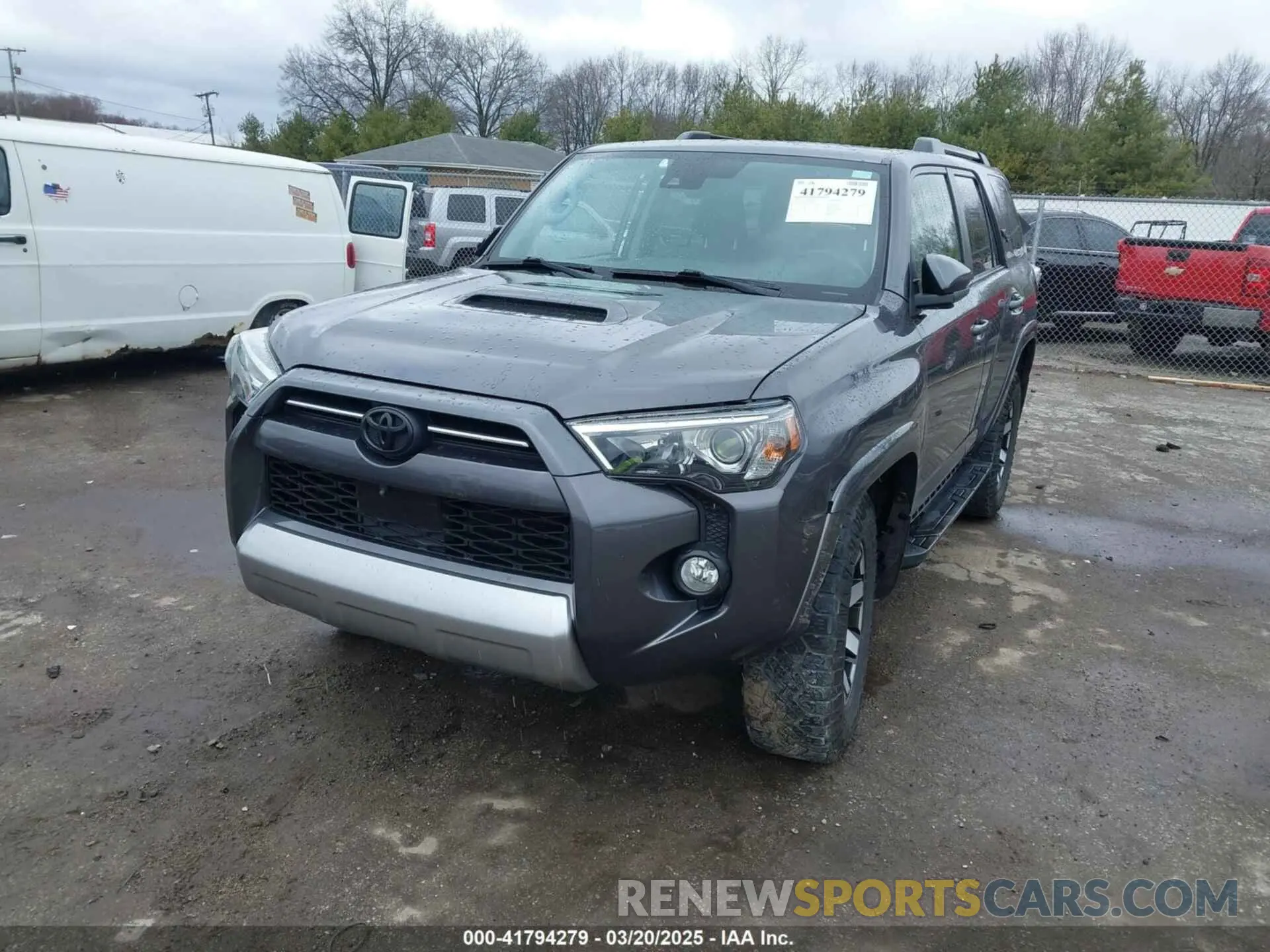 2 Photograph of a damaged car JTEBU5JR7L5778872 TOYOTA 4RUNNER 2020