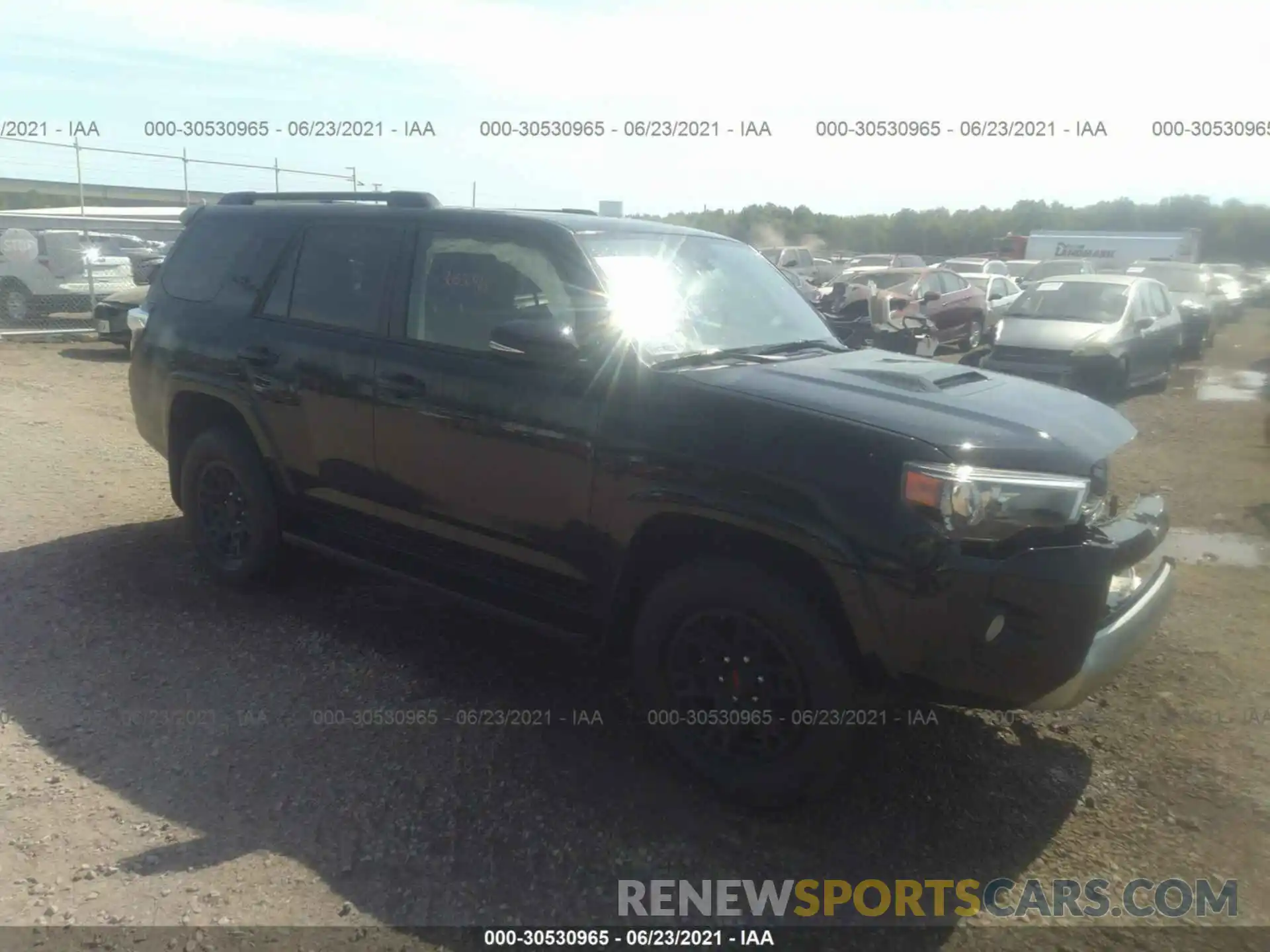 1 Photograph of a damaged car JTEBU5JR7L5780556 TOYOTA 4RUNNER 2020