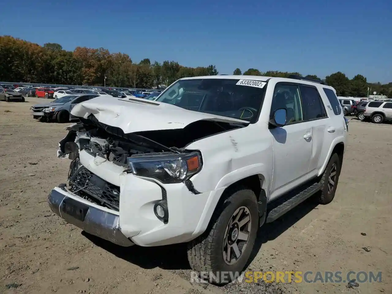 2 Photograph of a damaged car JTEBU5JR7L5789970 TOYOTA 4RUNNER 2020