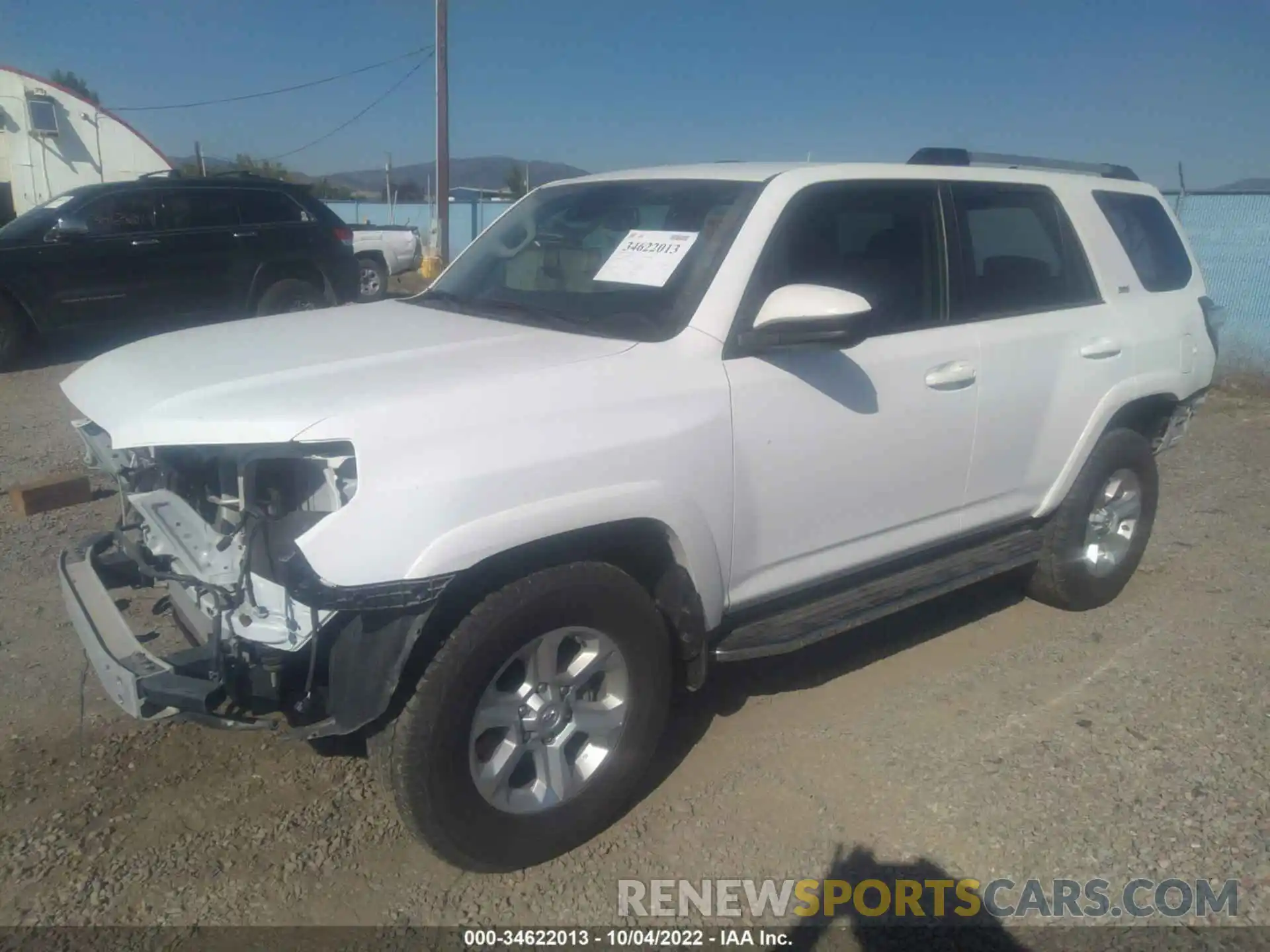 2 Photograph of a damaged car JTEBU5JR7L5796952 TOYOTA 4RUNNER 2020