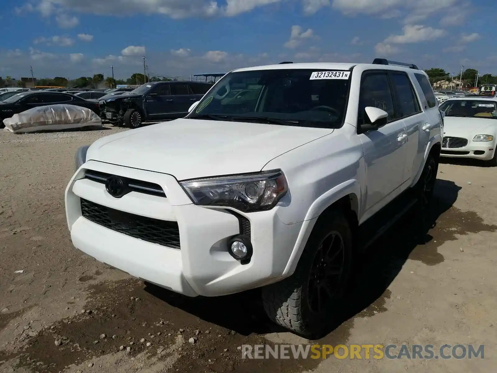 2 Photograph of a damaged car JTEBU5JR7L5800353 TOYOTA 4RUNNER 2020