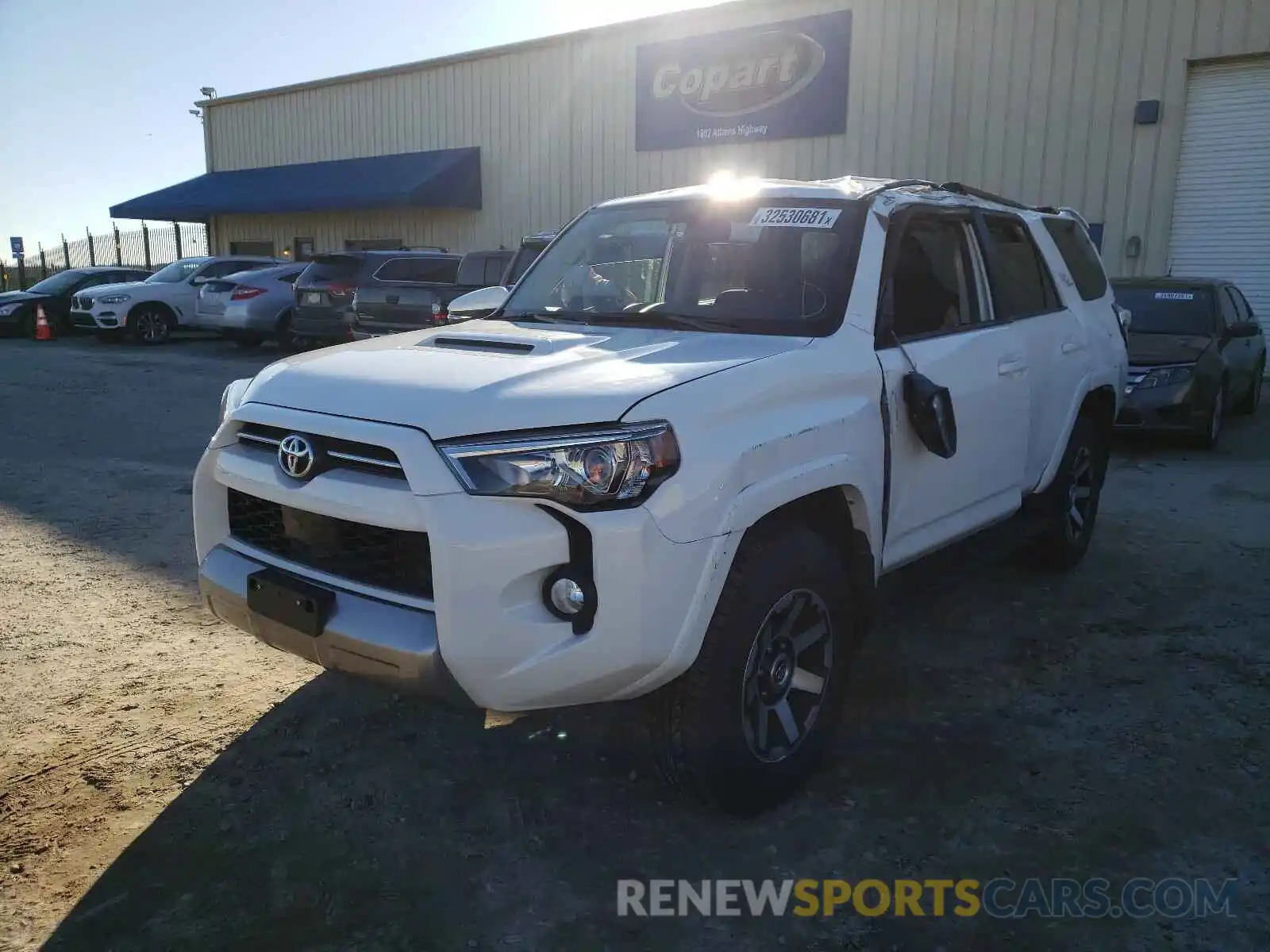 2 Photograph of a damaged car JTEBU5JR7L5803639 TOYOTA 4RUNNER 2020