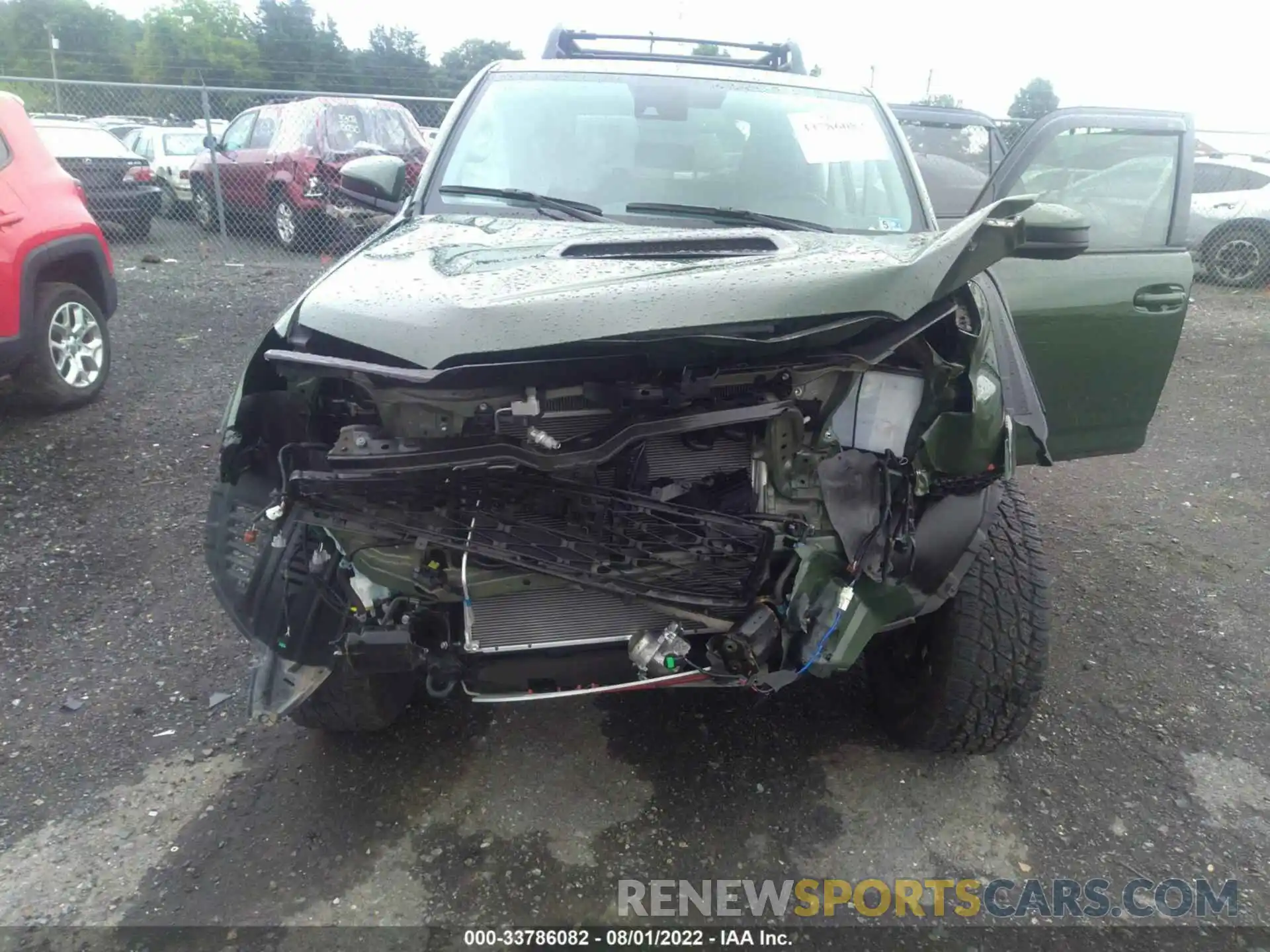 6 Photograph of a damaged car JTEBU5JR7L5819243 TOYOTA 4RUNNER 2020