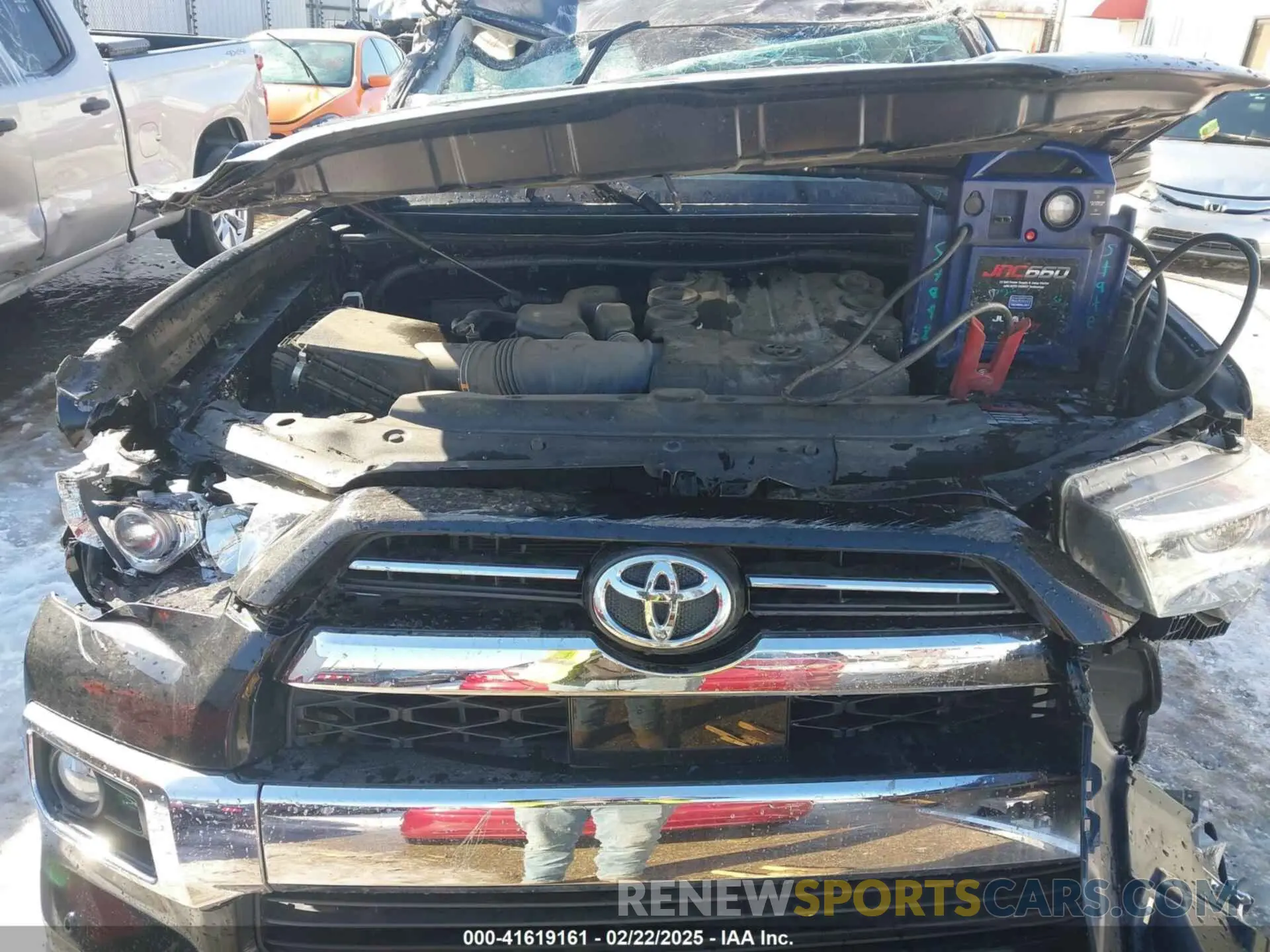 10 Photograph of a damaged car JTEBU5JR7L5829402 TOYOTA 4RUNNER 2020