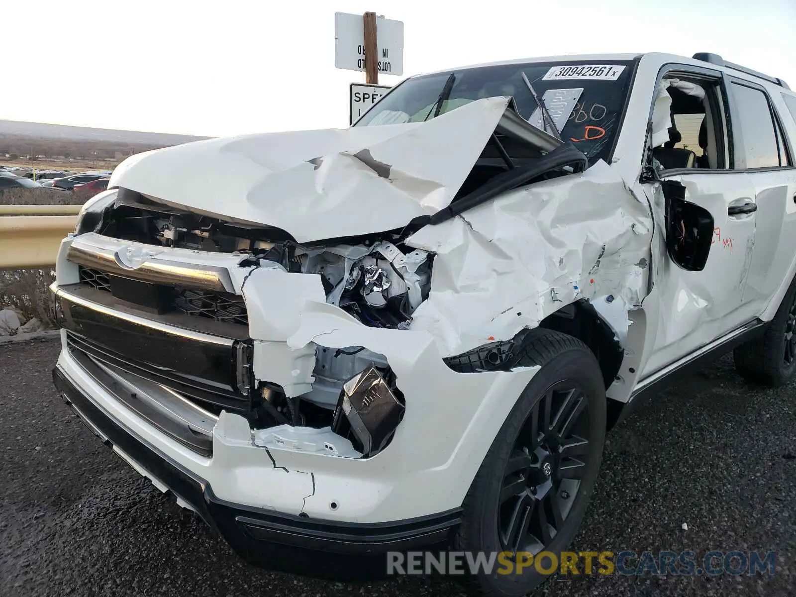9 Photograph of a damaged car JTEBU5JR7L5833353 TOYOTA 4RUNNER 2020