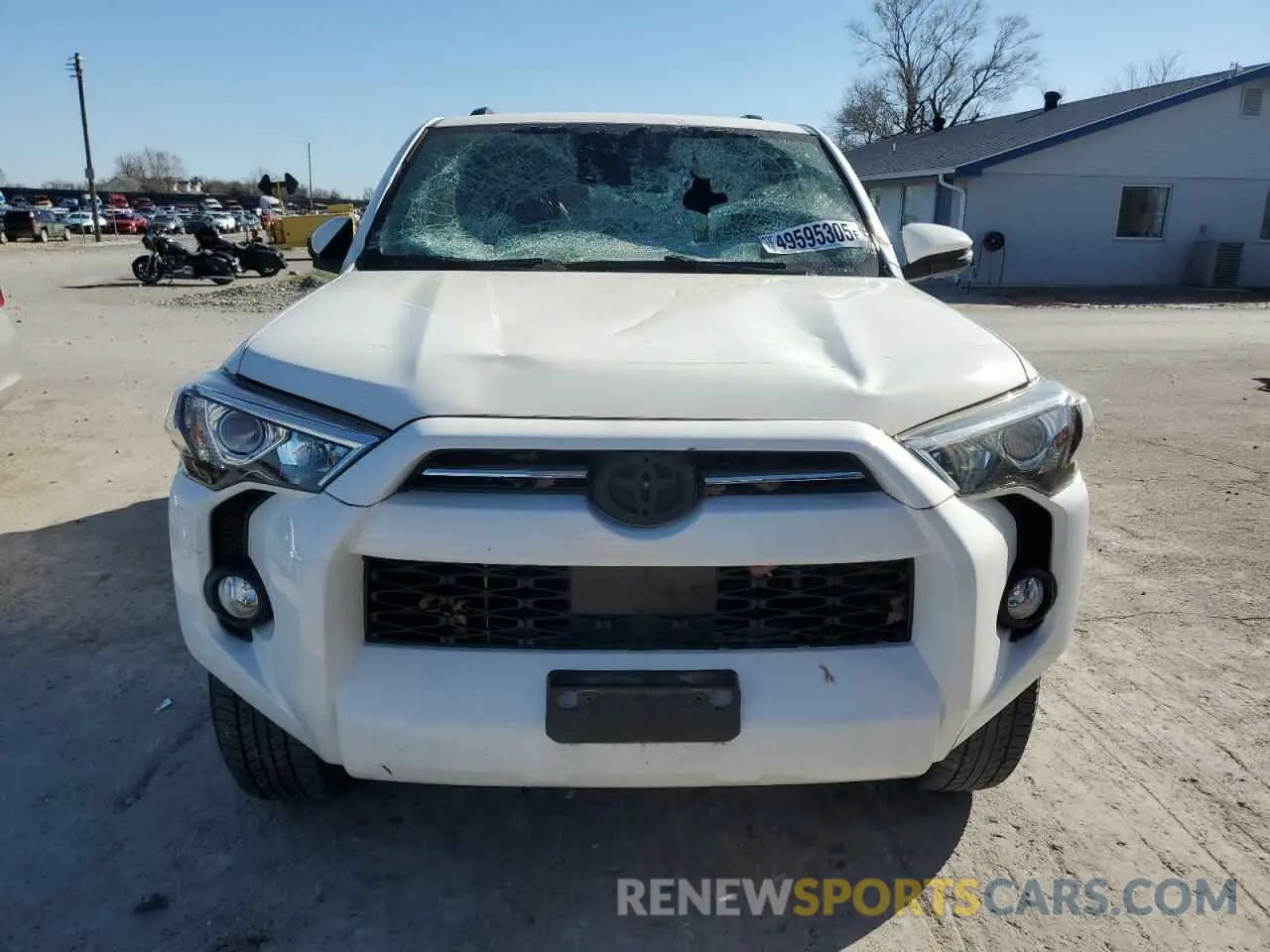 5 Photograph of a damaged car JTEBU5JR8L5750417 TOYOTA 4RUNNER 2020