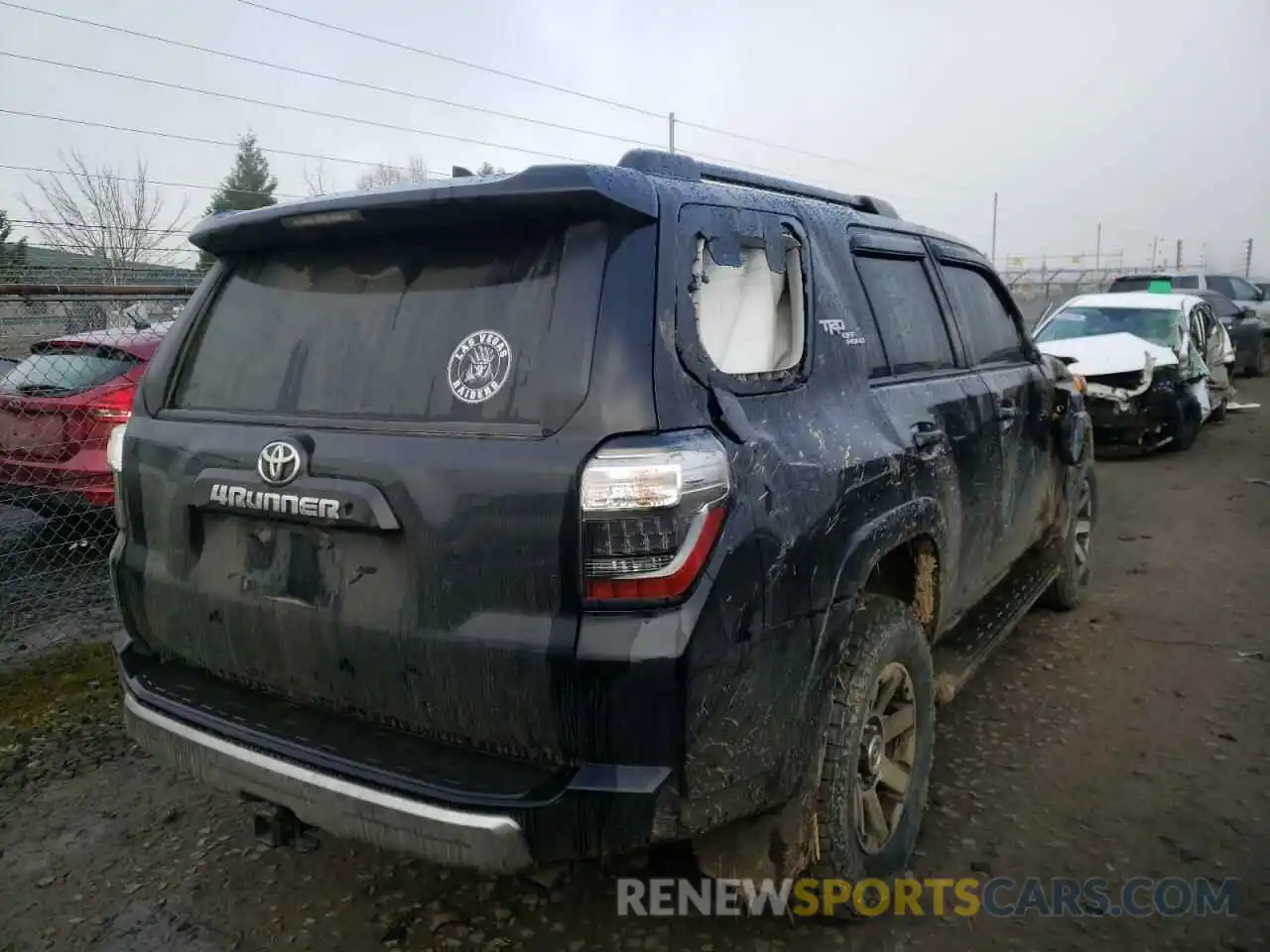 4 Photograph of a damaged car JTEBU5JR8L5779304 TOYOTA 4RUNNER 2020