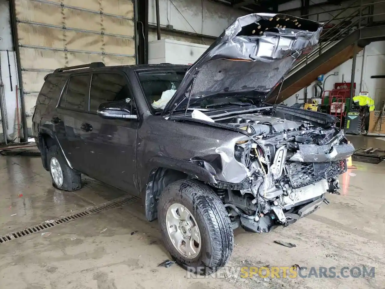 1 Photograph of a damaged car JTEBU5JR8L5799021 TOYOTA 4RUNNER 2020