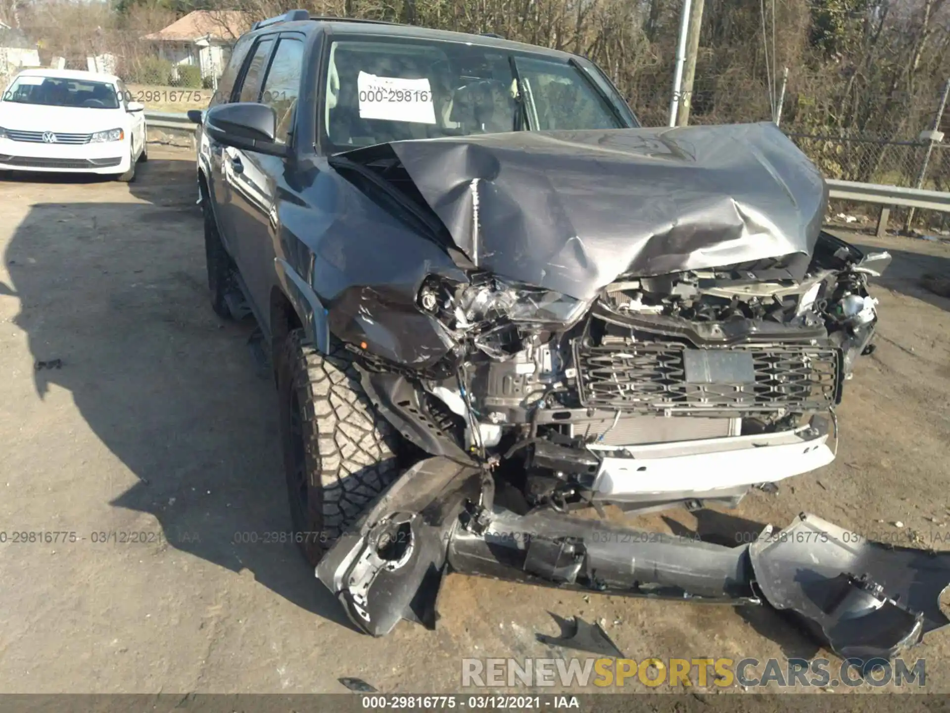 6 Photograph of a damaged car JTEBU5JR8L5823950 TOYOTA 4RUNNER 2020