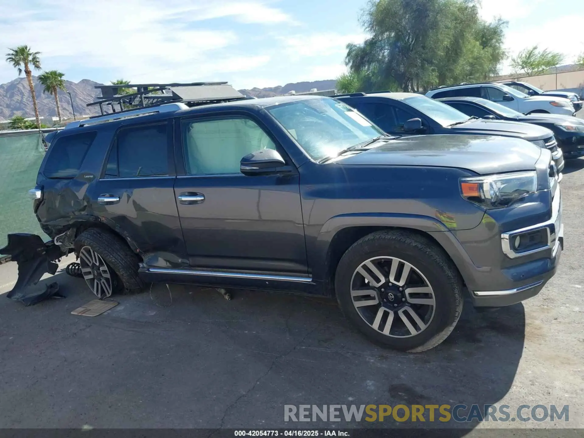 12 Photograph of a damaged car JTEBU5JR8L5837301 TOYOTA 4RUNNER 2020