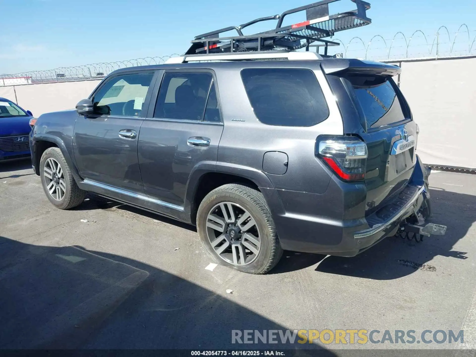3 Photograph of a damaged car JTEBU5JR8L5837301 TOYOTA 4RUNNER 2020