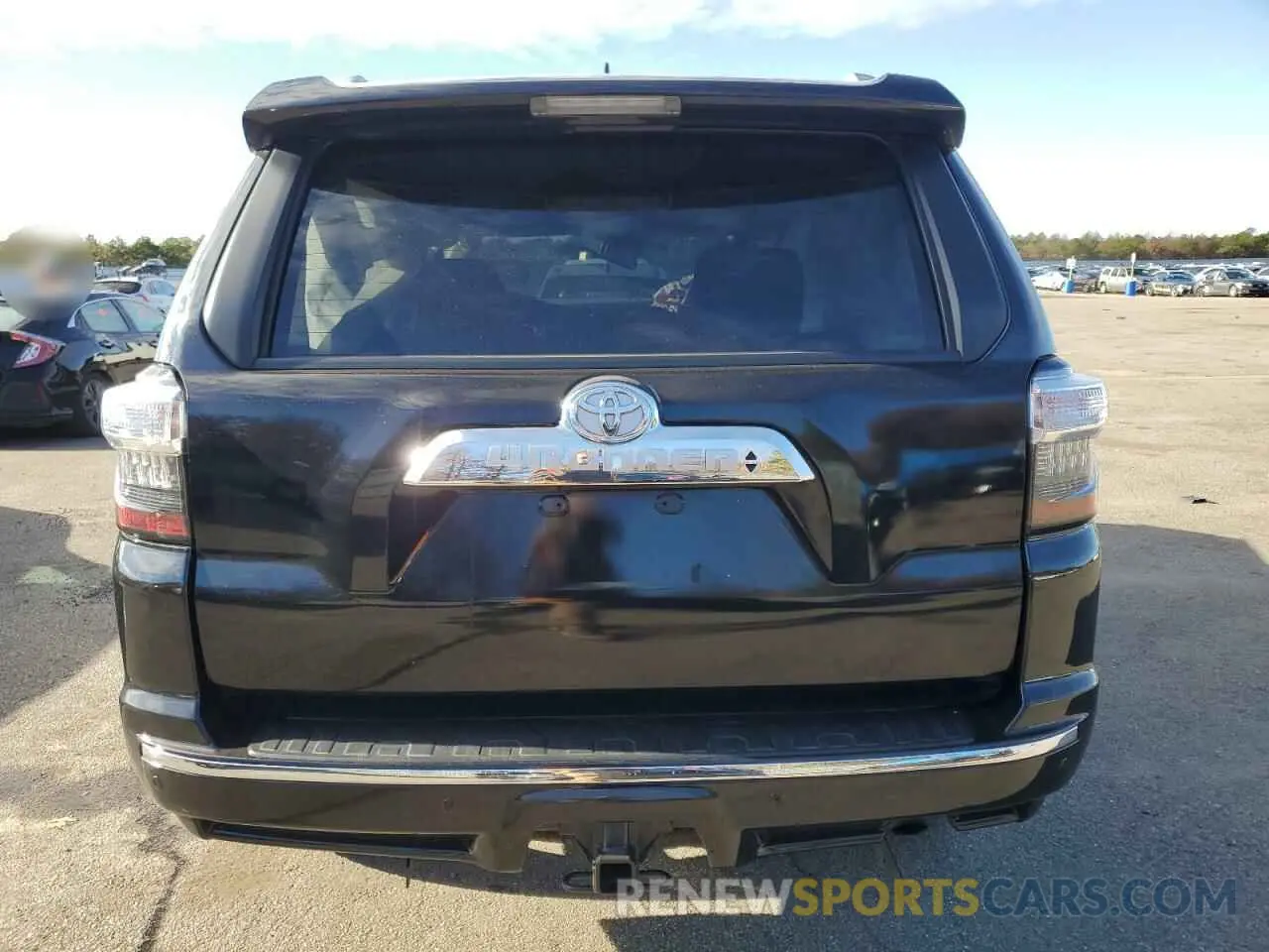 6 Photograph of a damaged car JTEBU5JR9L5757425 TOYOTA 4RUNNER 2020